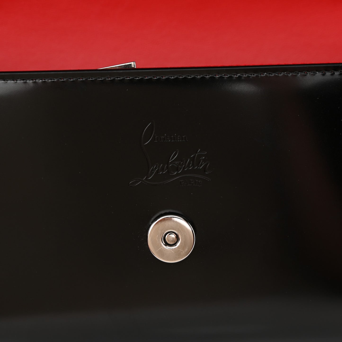 Calfskin Loubi54 Wallet On Chain Black