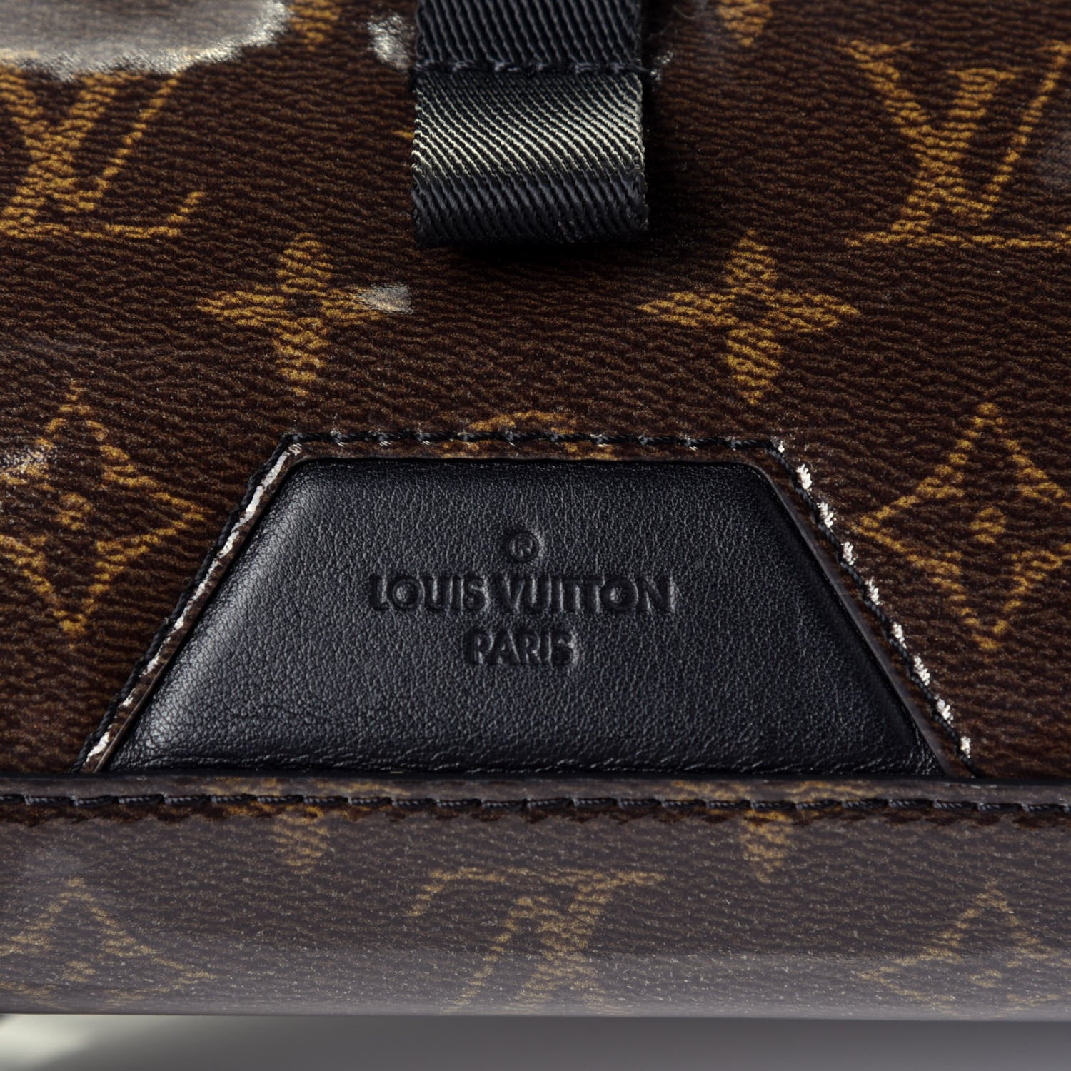 Louis Vuitton Monogram Glaze Messenger PM 8 of 10