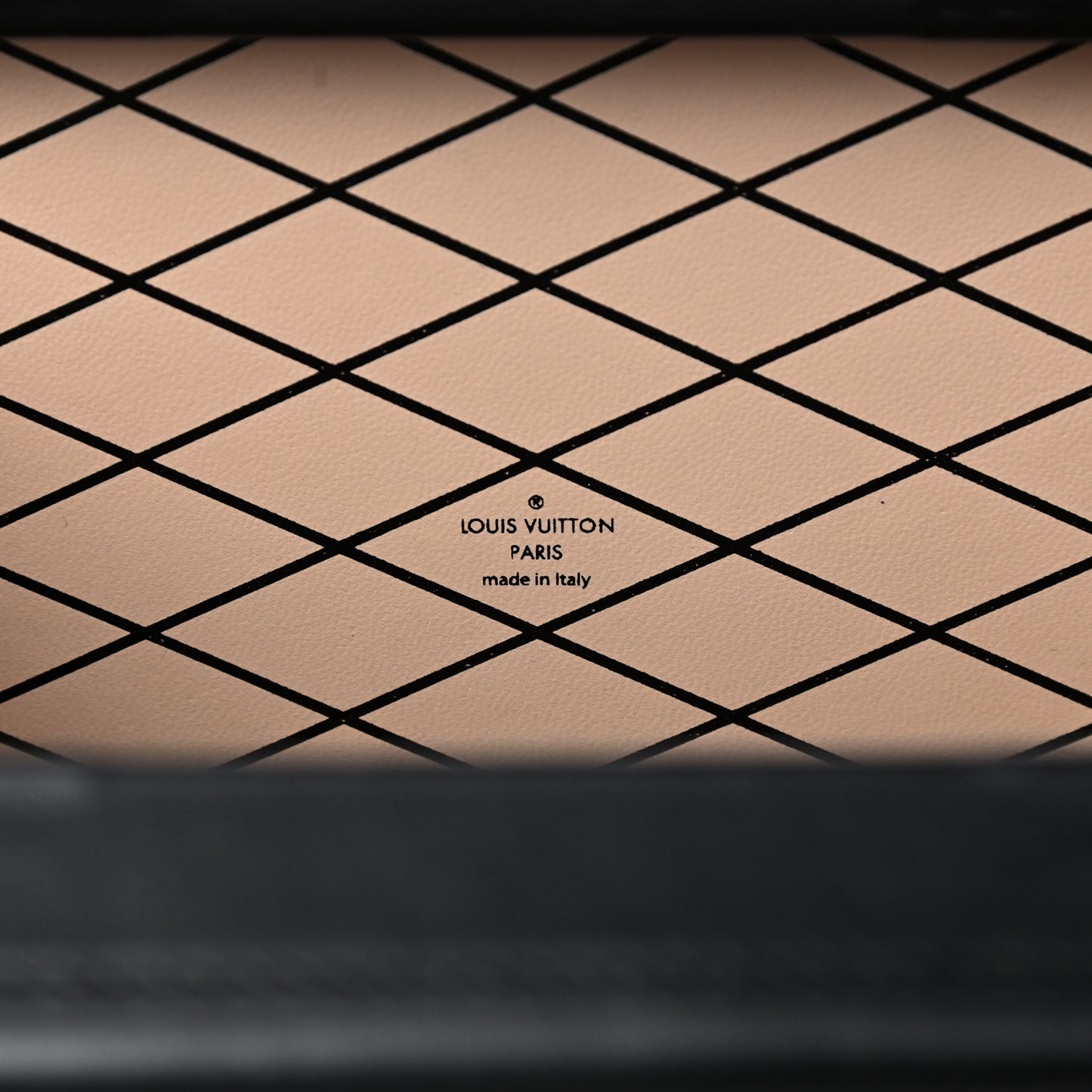 Damier Tressage Petite Malle Black