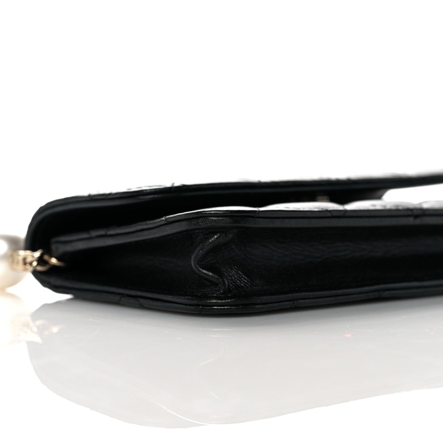 Calfskin Quilted Maxi Pearls Clutch With Chain Black