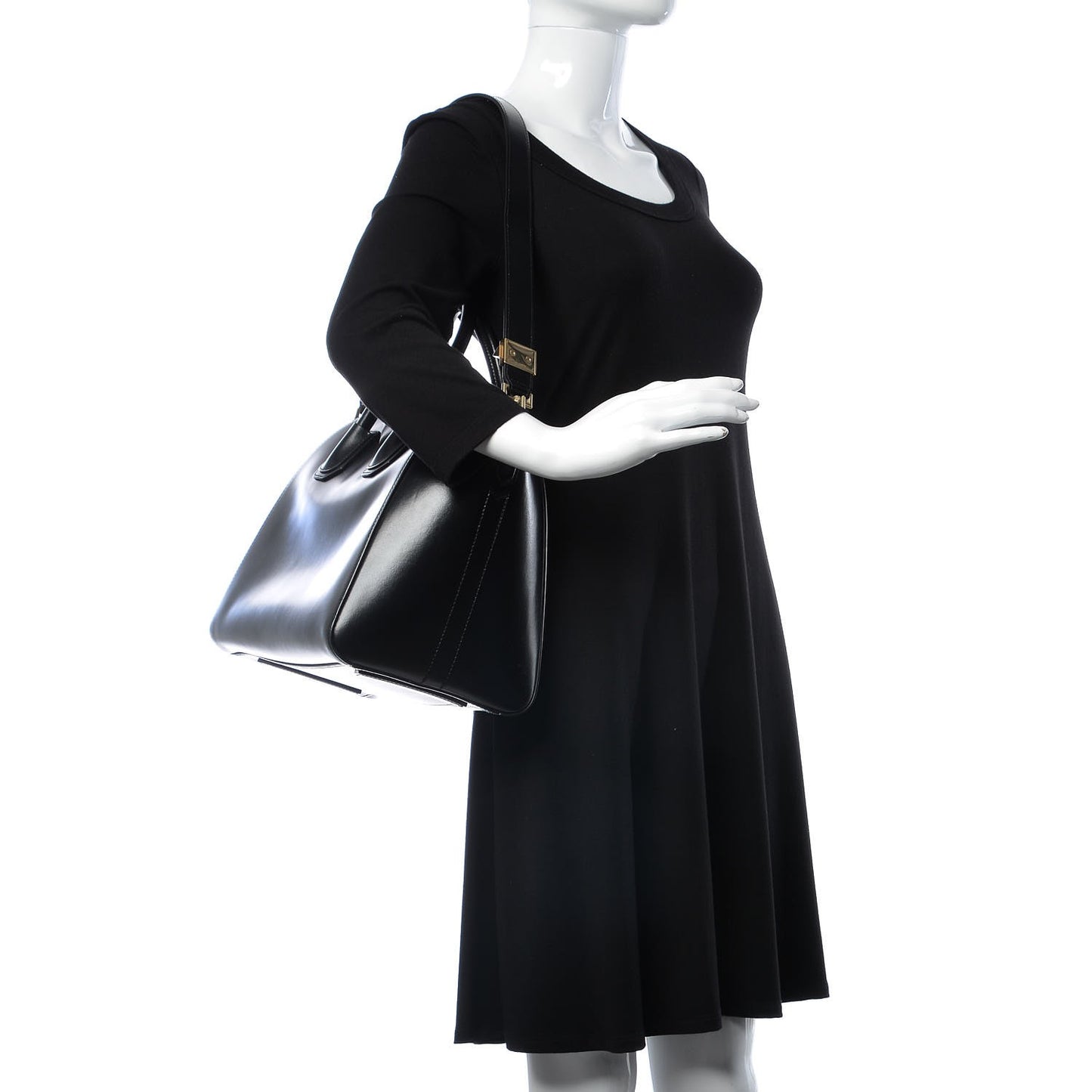 Shiny Lord Calfskin Medium Antigona Black