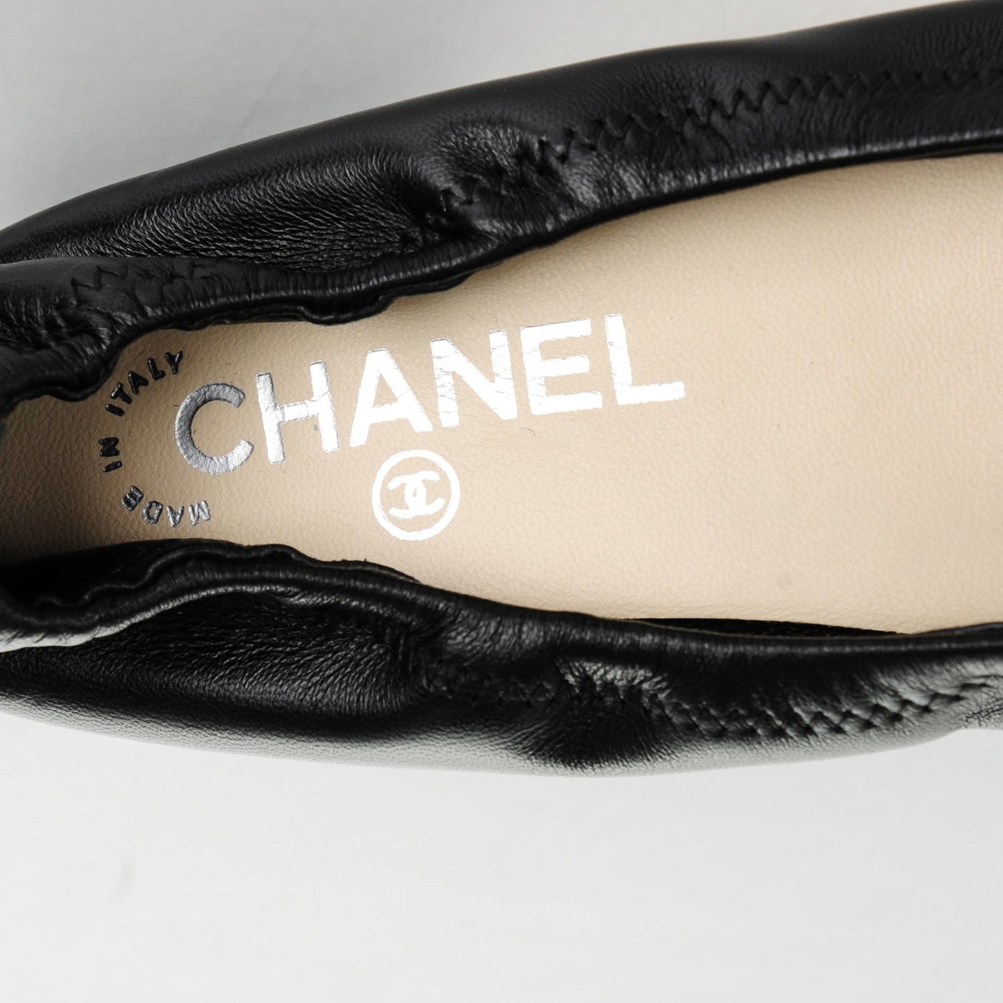 Lambskin Patent CC Elastic Cap Toe Ballerina Flats 38 Black