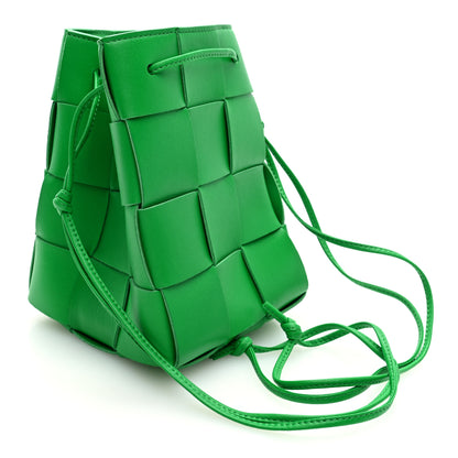 Bottega Veneta Nappa Maxi Intrecciato Small Cassette Bucket Bag Parakeet 3 of 9