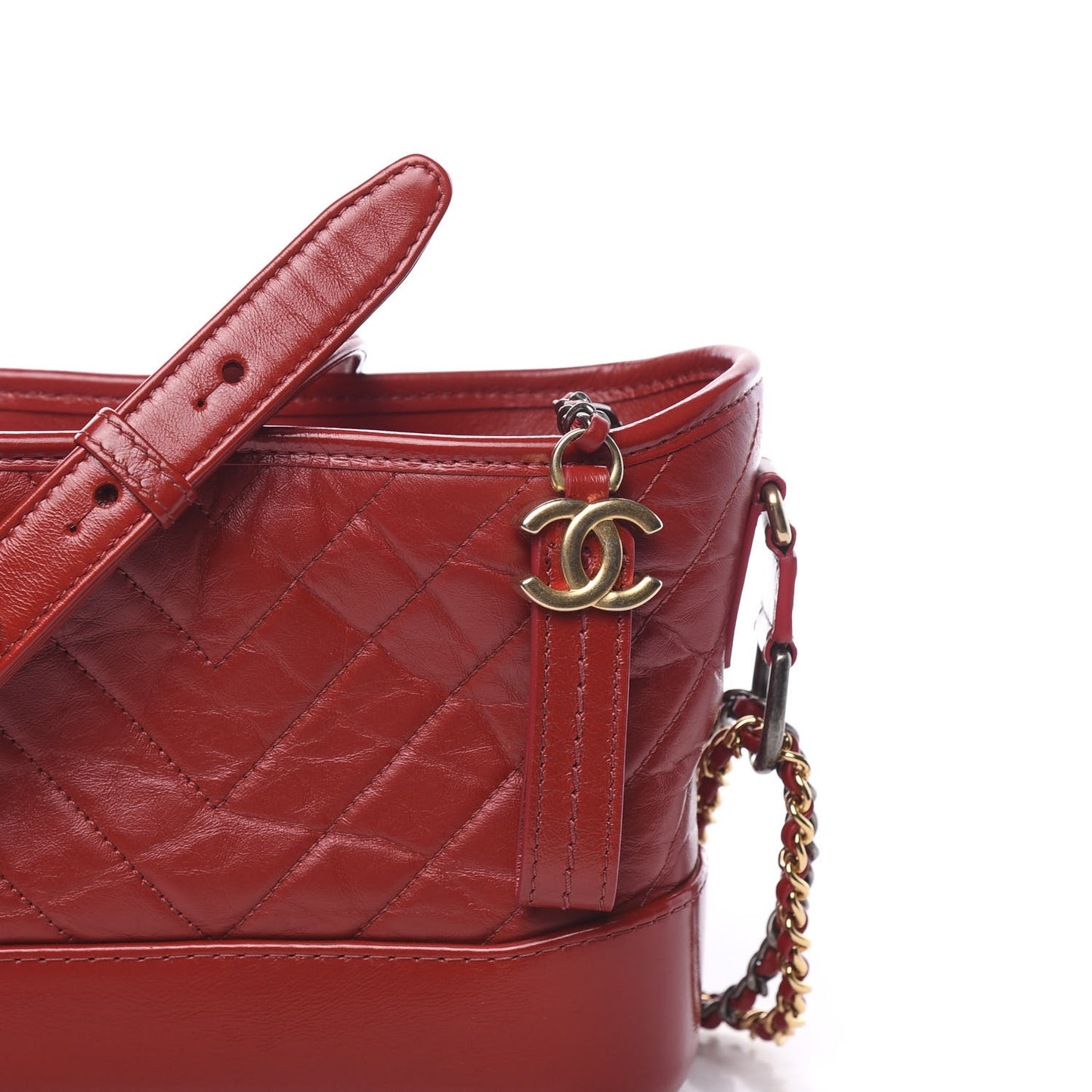 Aged Calfskin Chevron Quilted Small Gabrielle Hobo Red