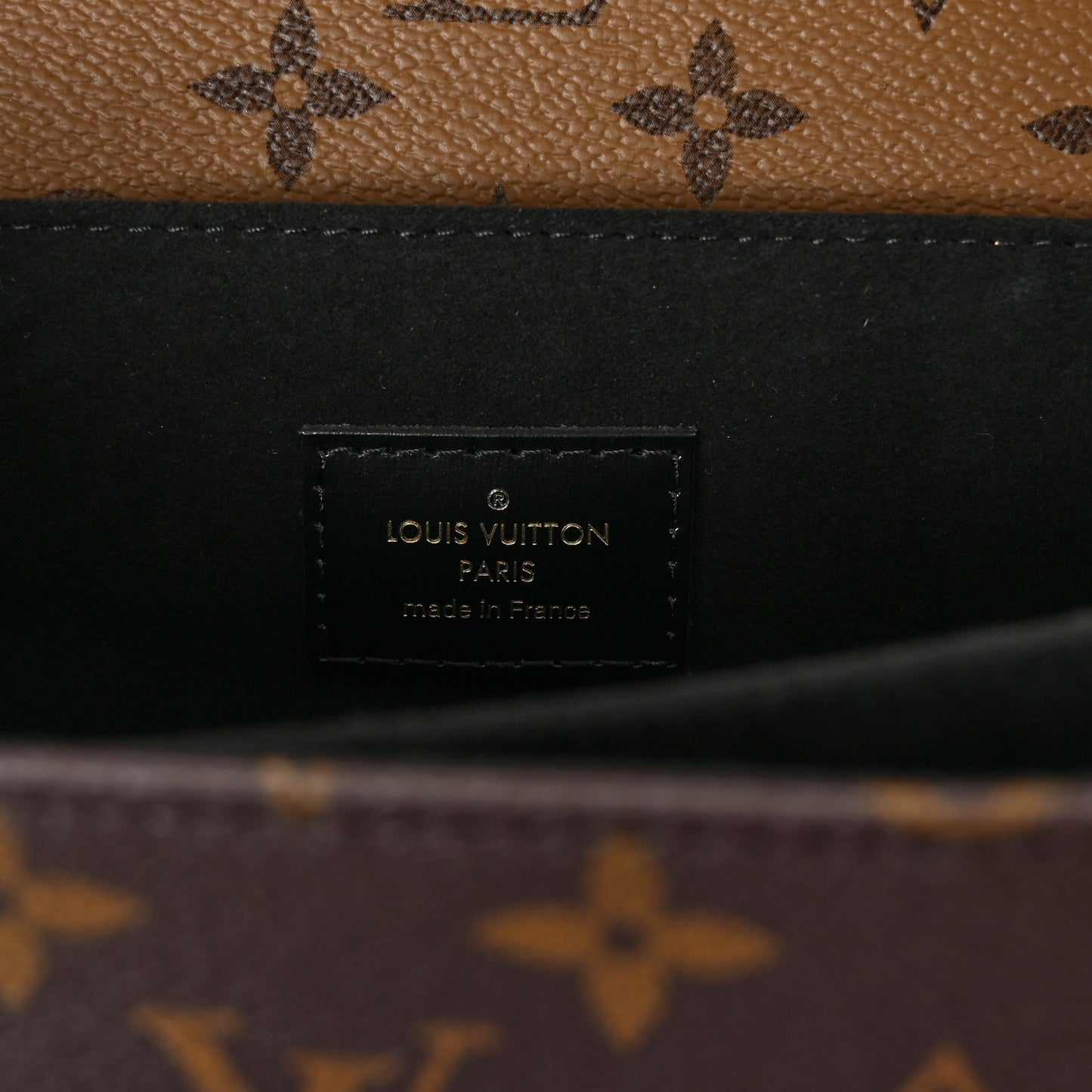 Reverse Monogram Pochette Metis