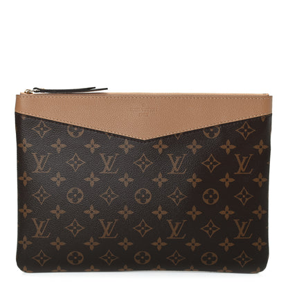Louis Vuitton Monogram Daily Pouch Sesame 1 of 4