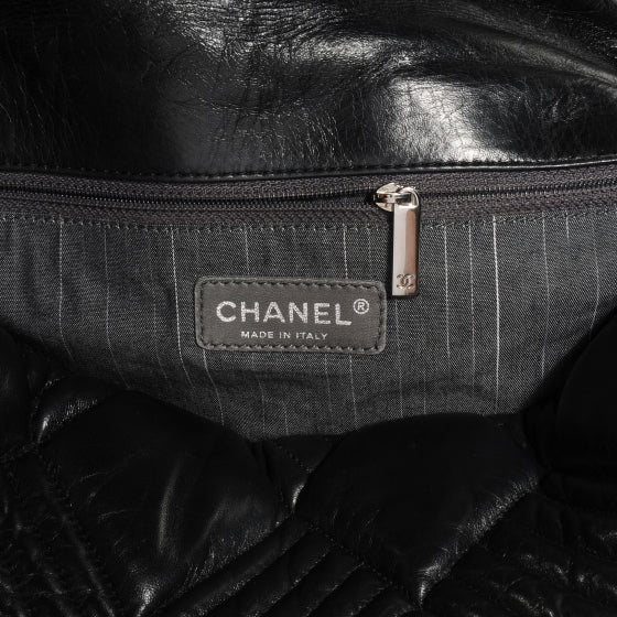 Lambskin In and Out XL Maxi Flap Black