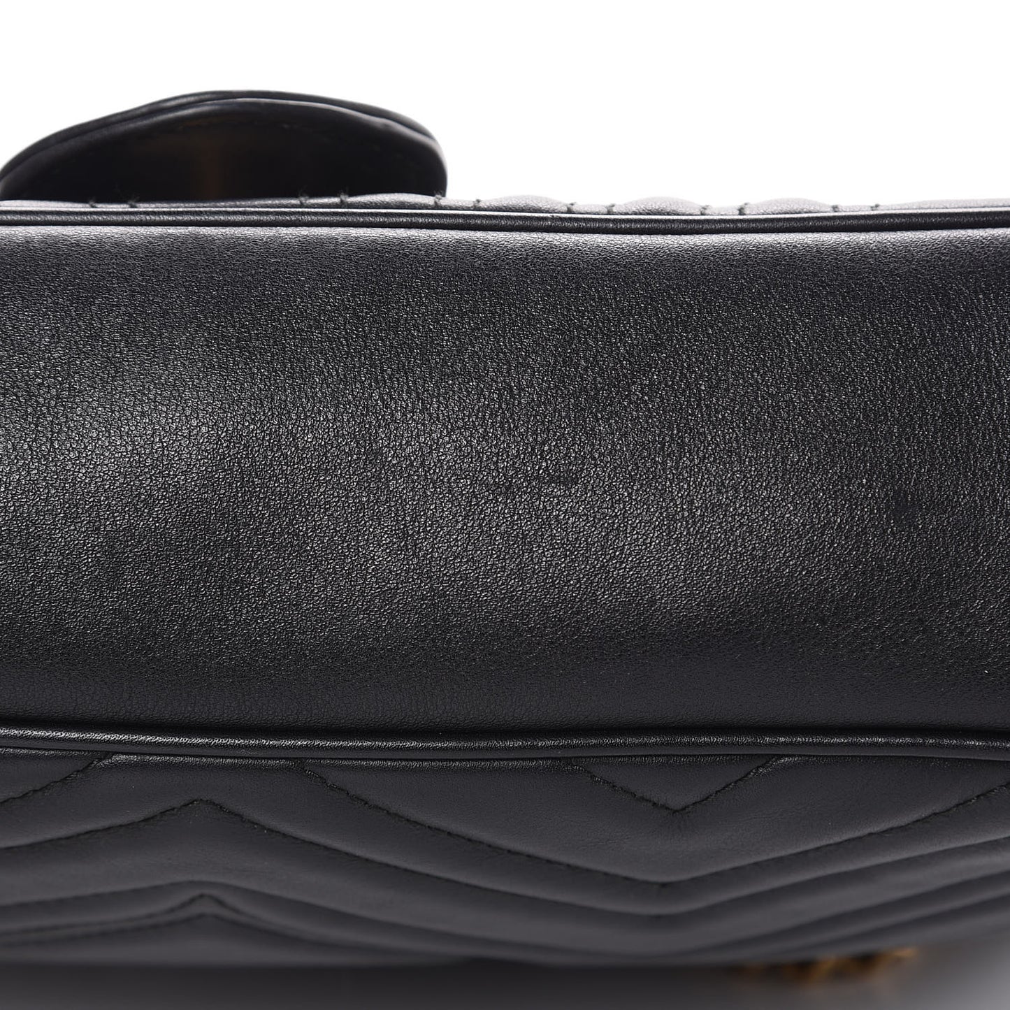 Calfskin Matelasse Medium GG Marmont Shoulder Bag Black