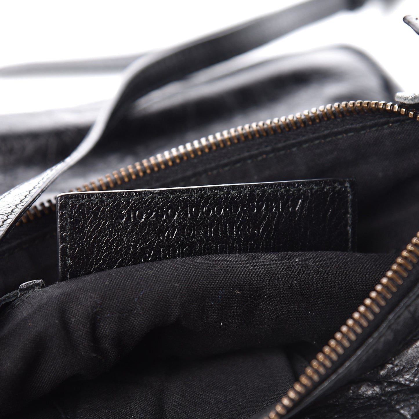 Agneau Classic Hardware Flat Crossbody Black