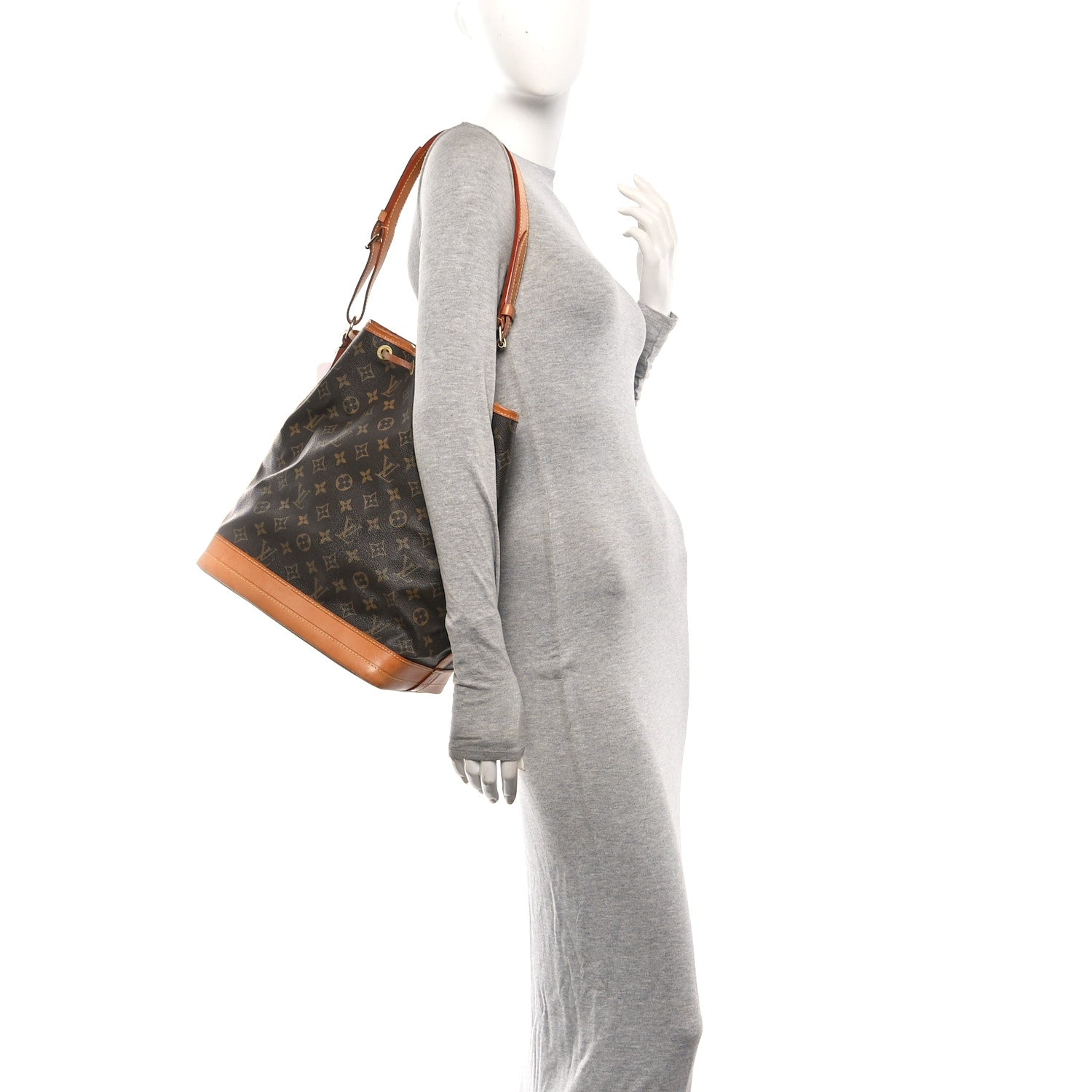 Louis Vuitton Monogram Noe 2 of 11
