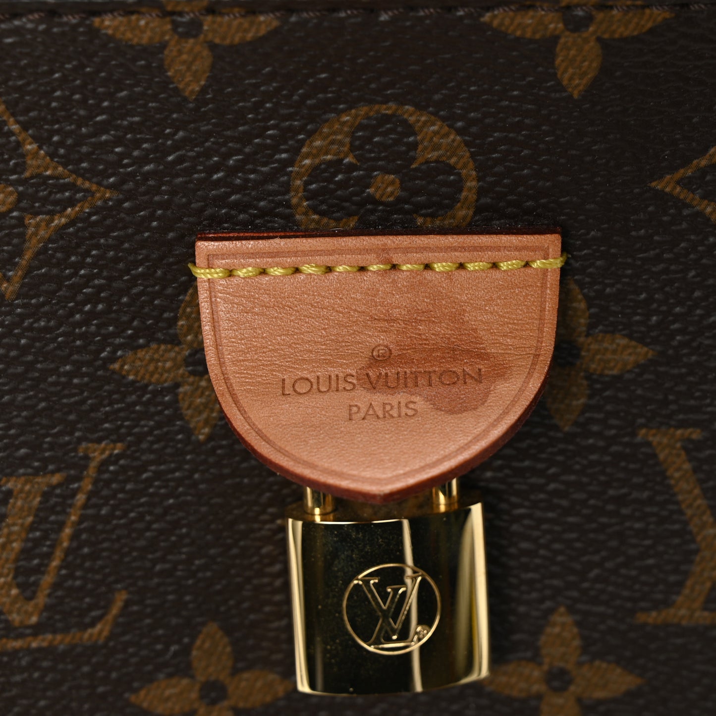 Monogram Rivoli MM