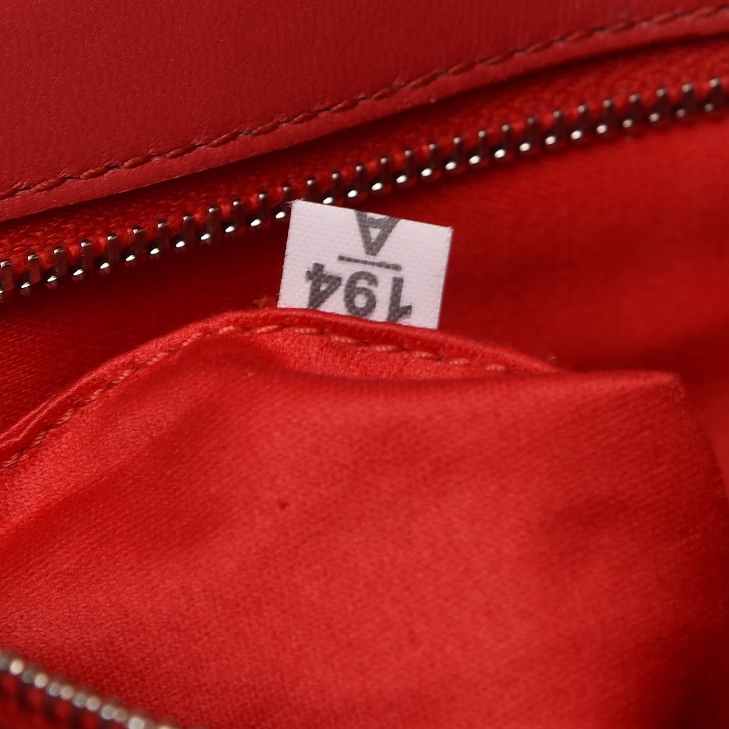 Miu Miu Nappa Matelasse Crystal Pochette Clutch Rosso 6 of 9