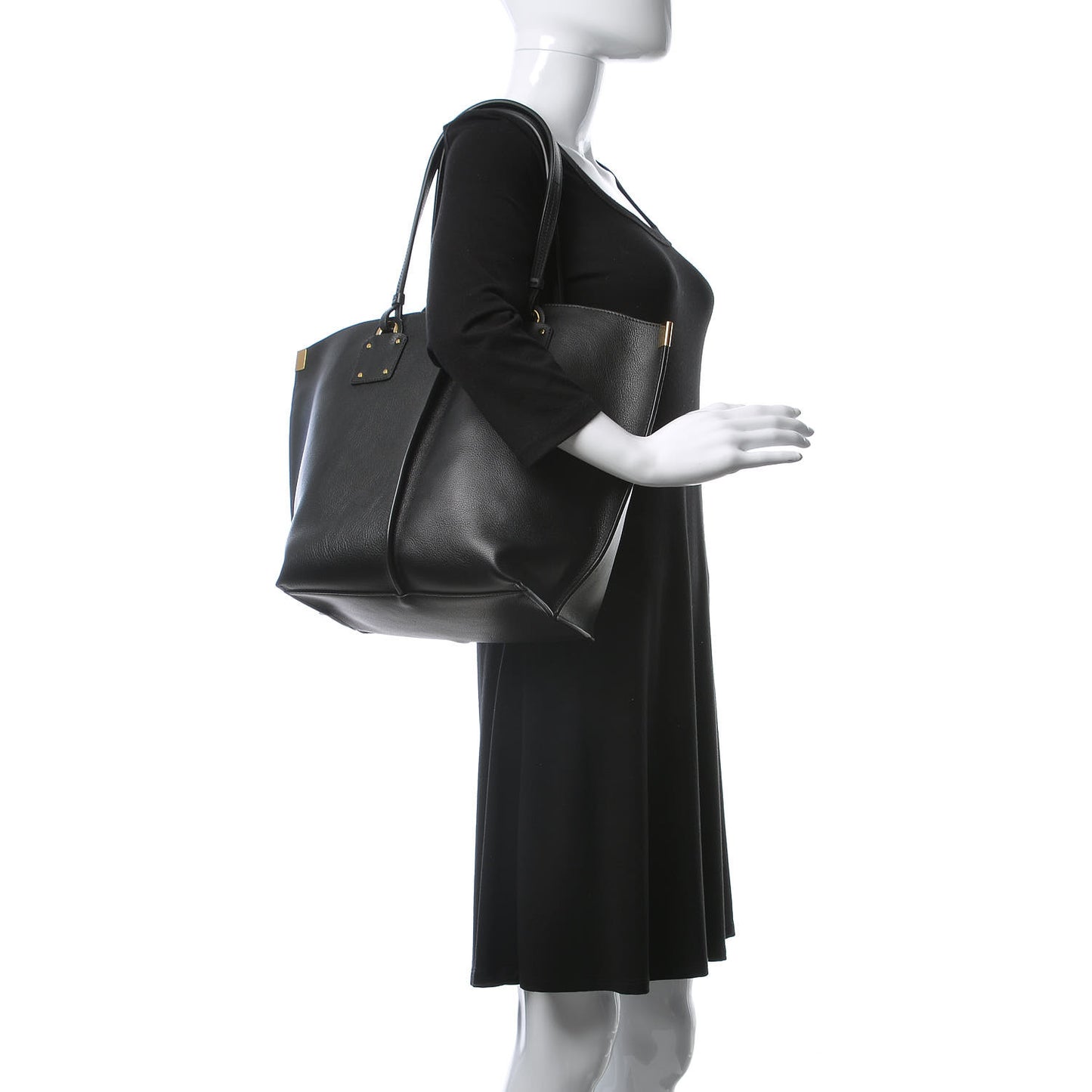 Smooth Calfskin Medium Vick Tote Black