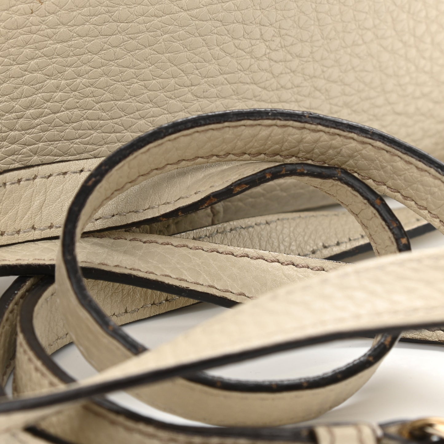 Pebbled Calfskin Small Soho Disco Bag Off White
