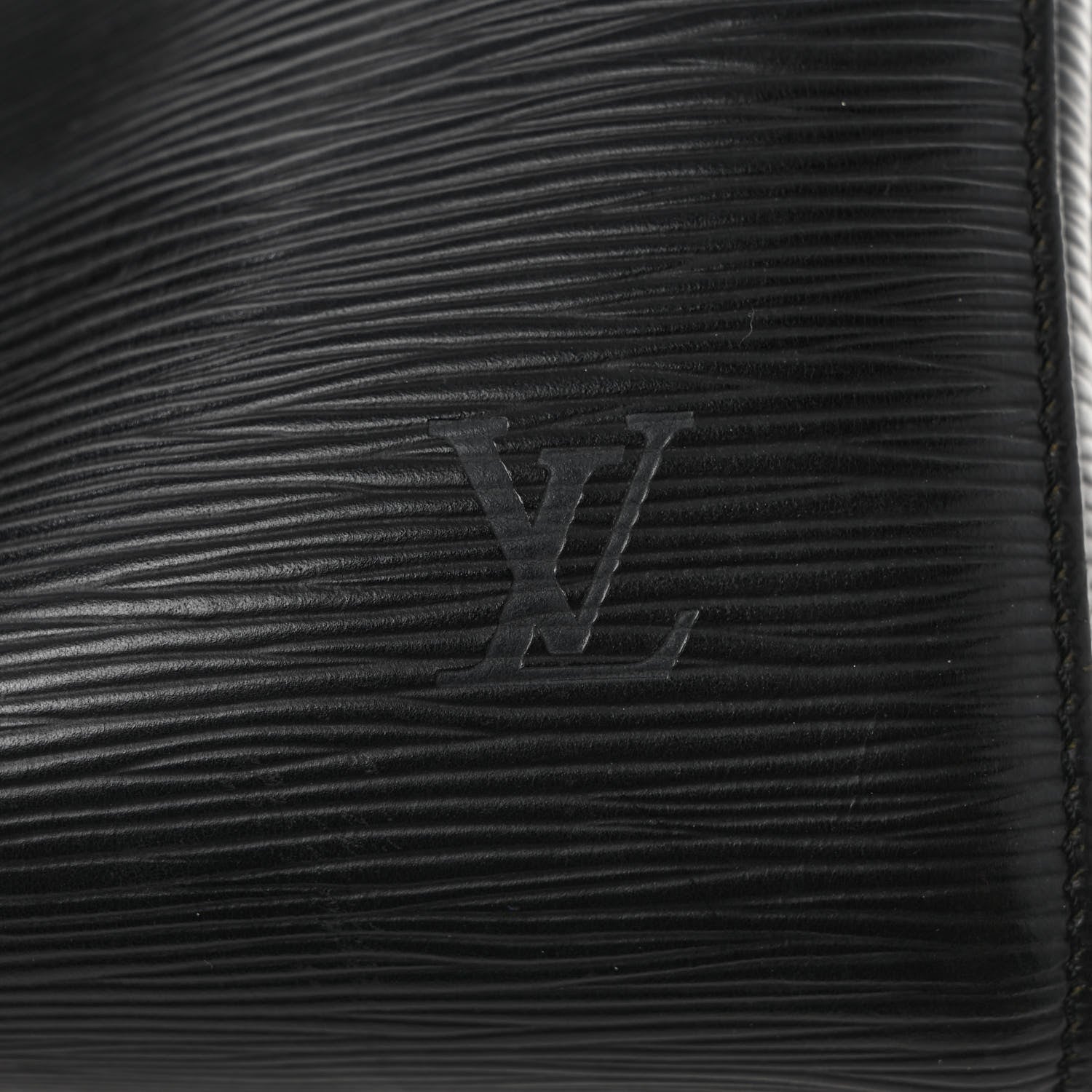 Louis Vuitton Epi Speedy 40 Black 12 of 14