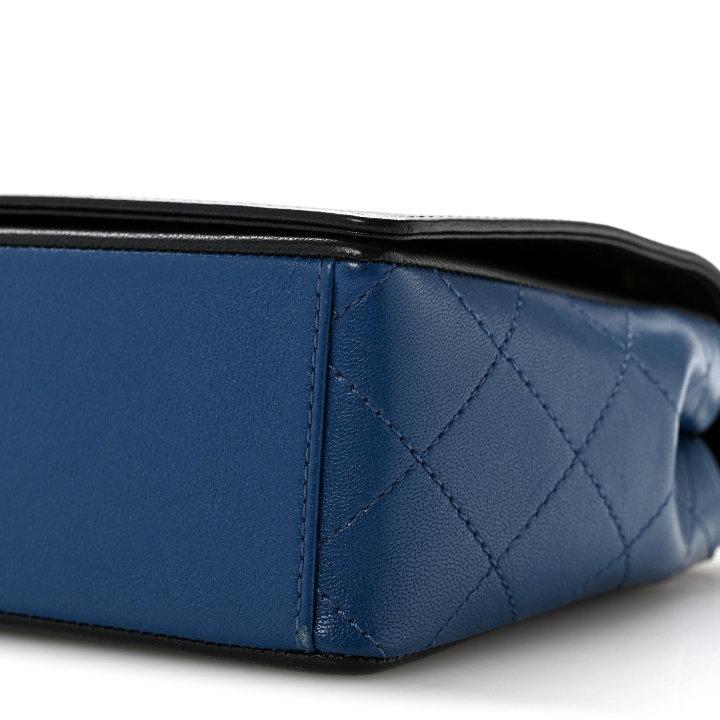 Sheepskin Quilted Vintage Mademoiselle Flap Blue Black