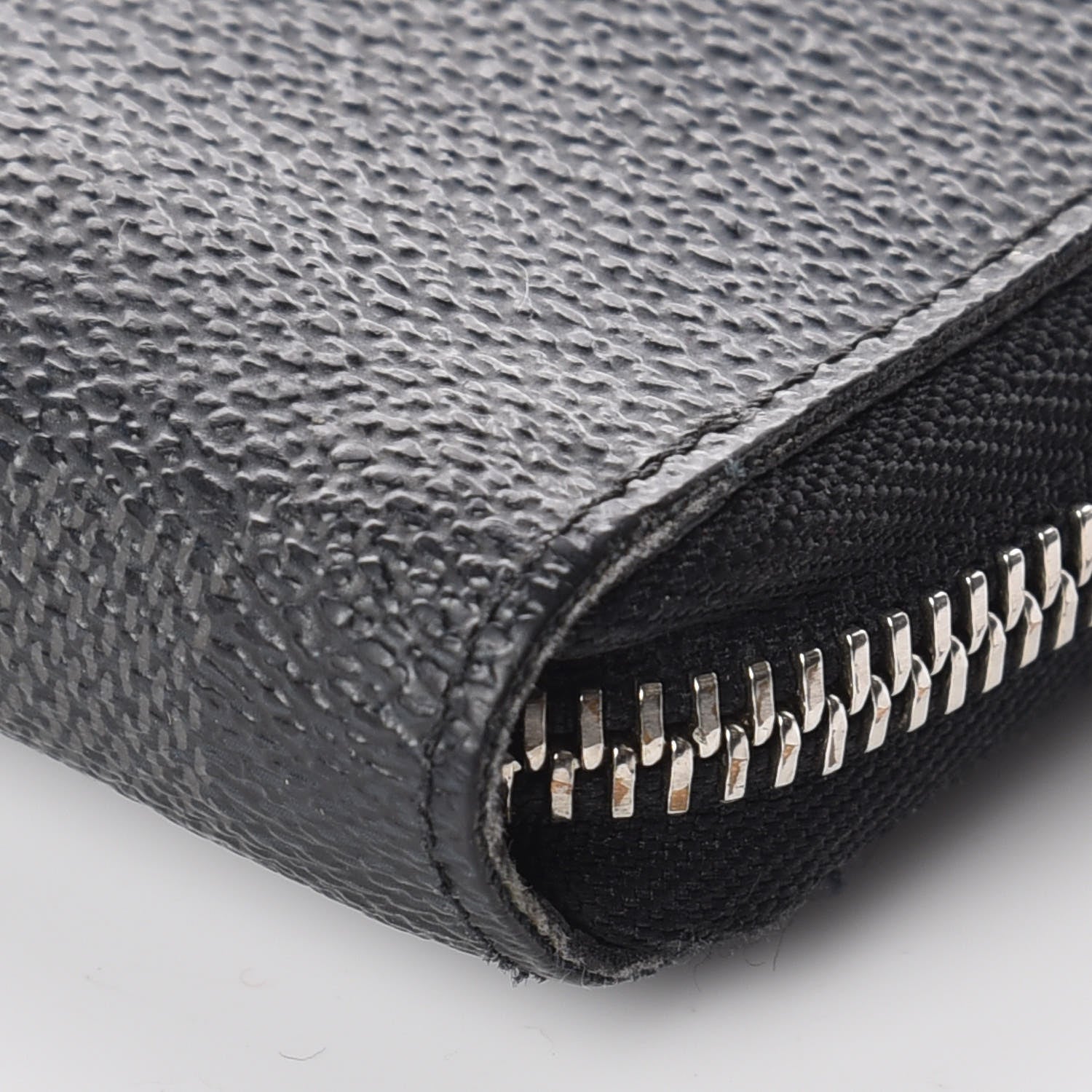 Louis Vuitton Damier Graphite Zippy Organizer Wallet 6 of 10