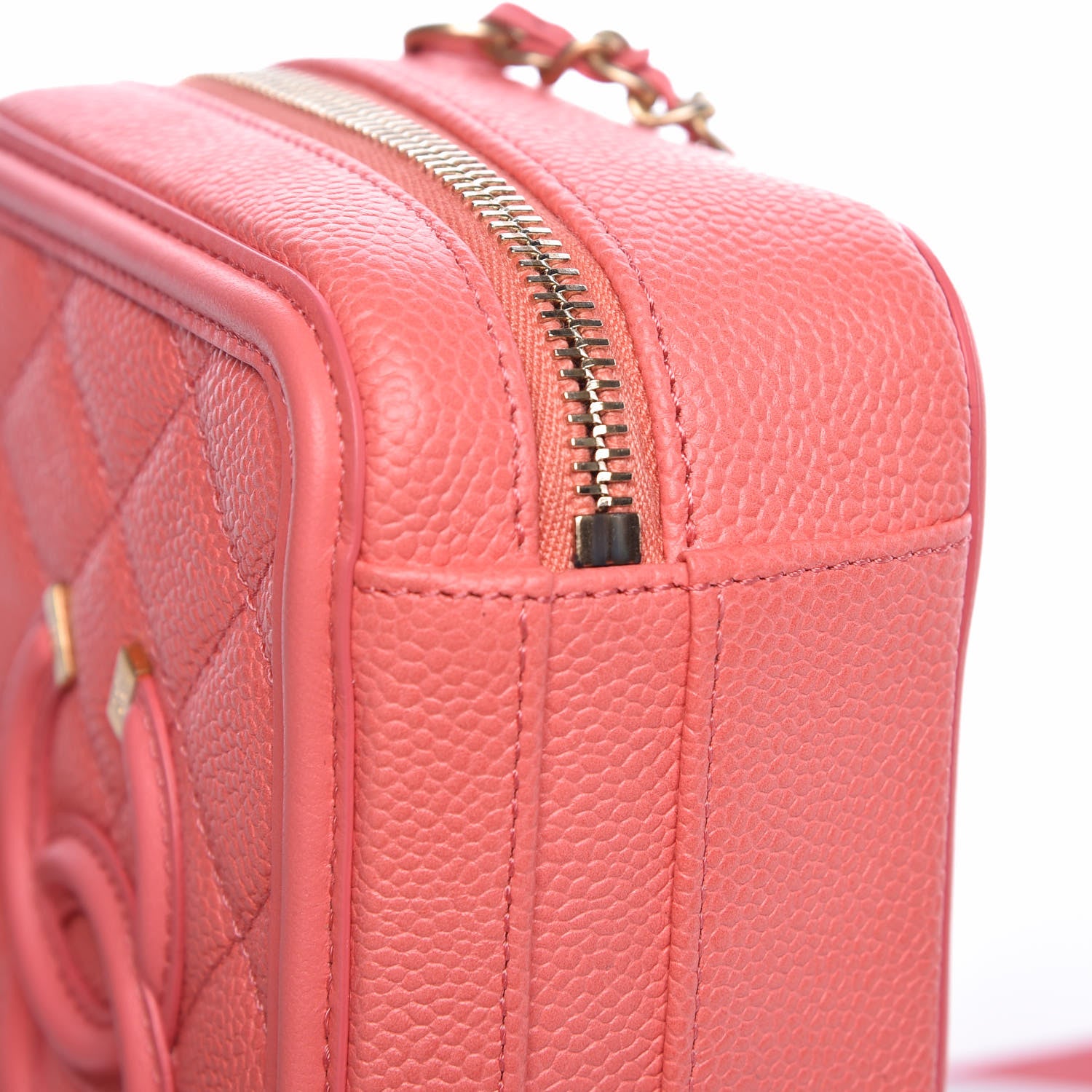 Chanel Caviar Quilted Small CC Filigree Vanity Case Coral 14 of 16