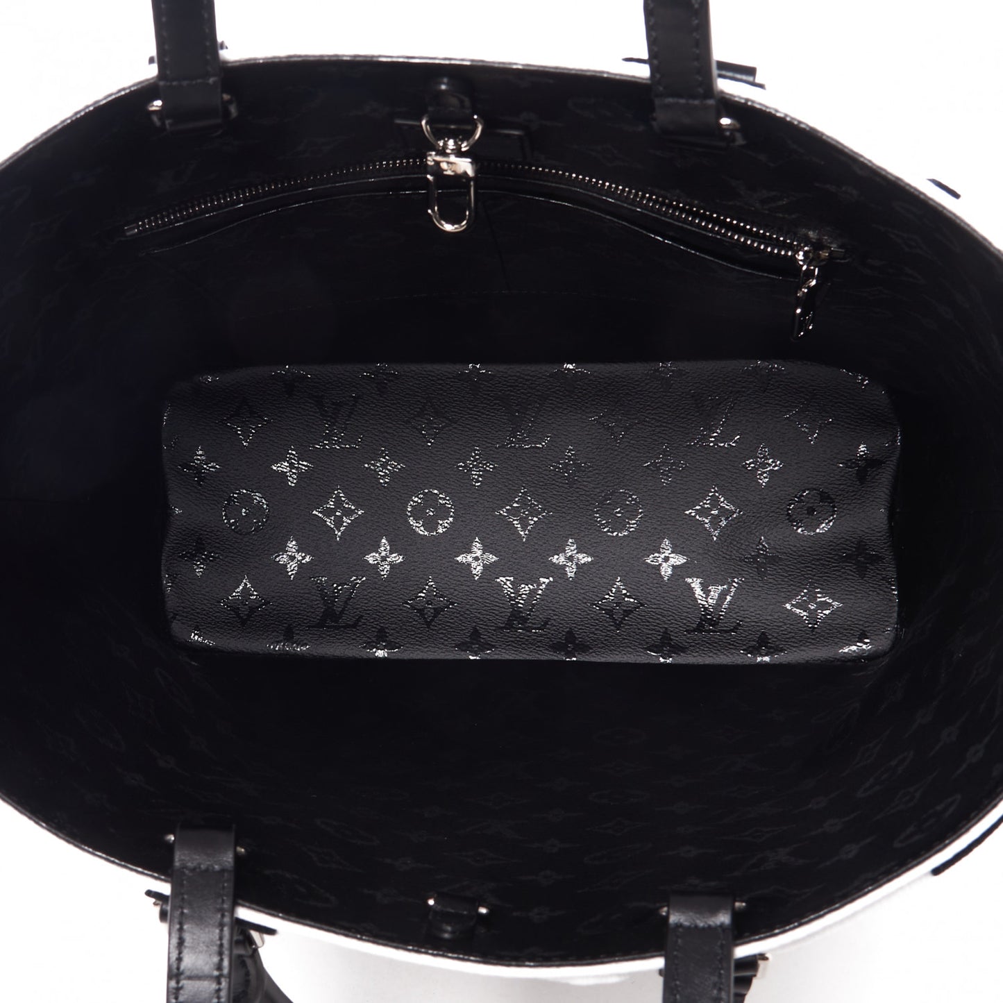 X UF Tufted Monogram Tufted Cabas White Black