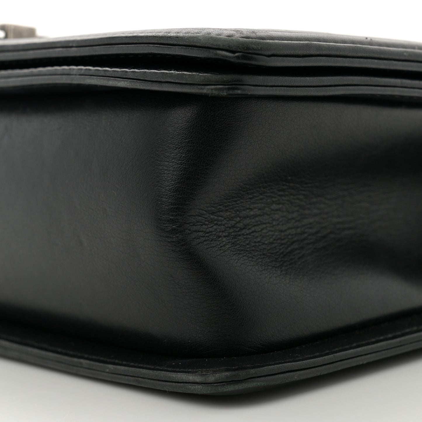 Lambskin Quilted Medium Boy Flap Black