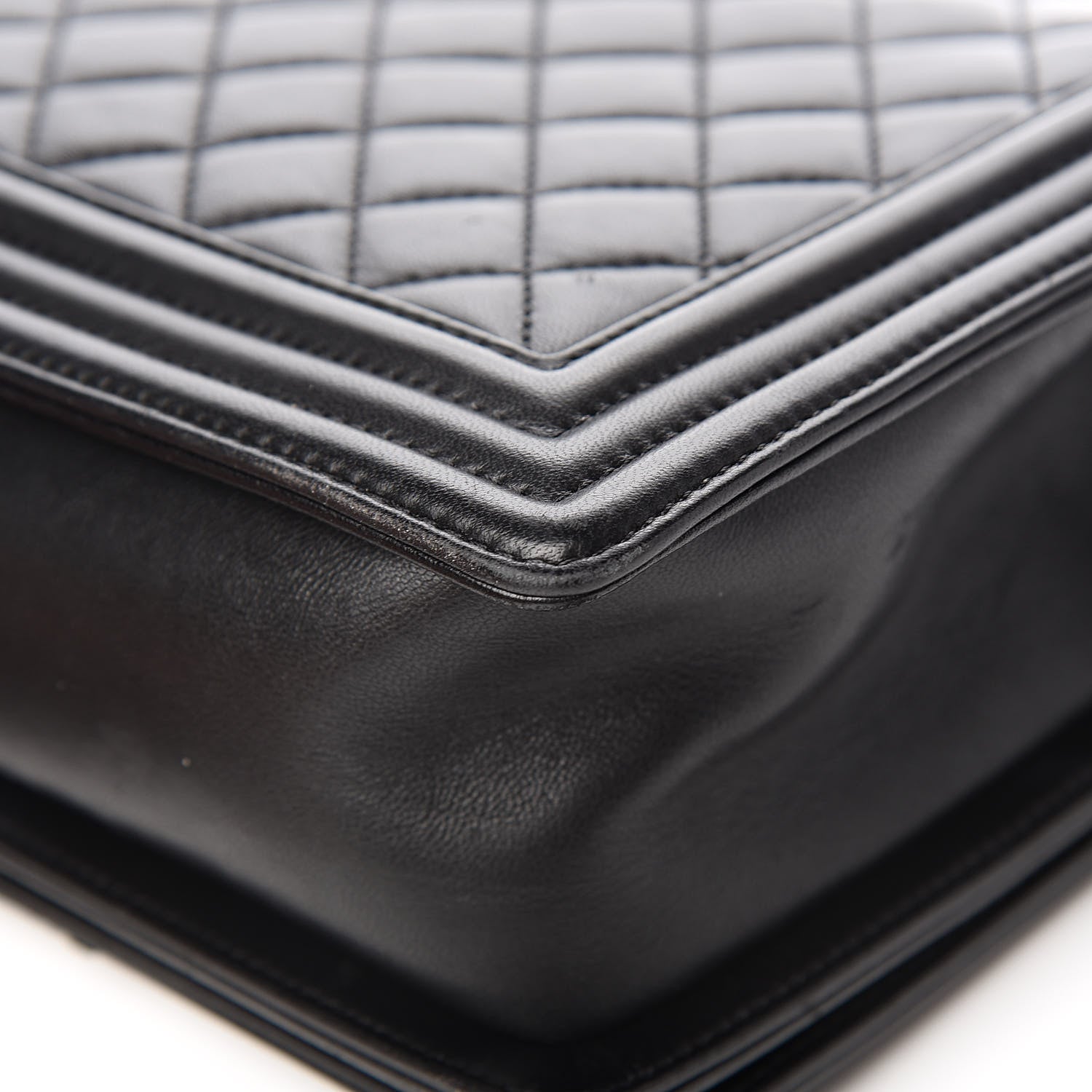 Chanel Lambskin Quilted New Medium Boy Flap Black 14 of 16