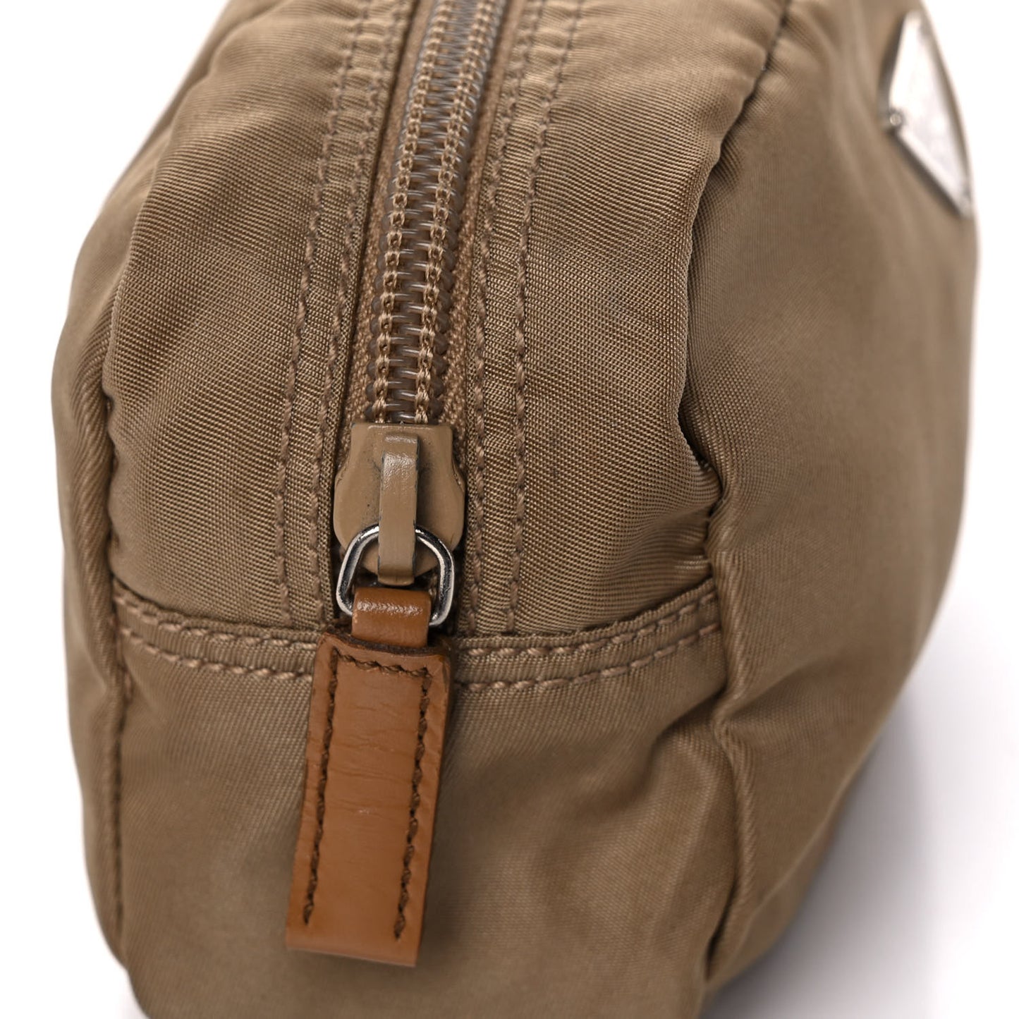 Nylon Vela Cosmetic Pouch Corinto