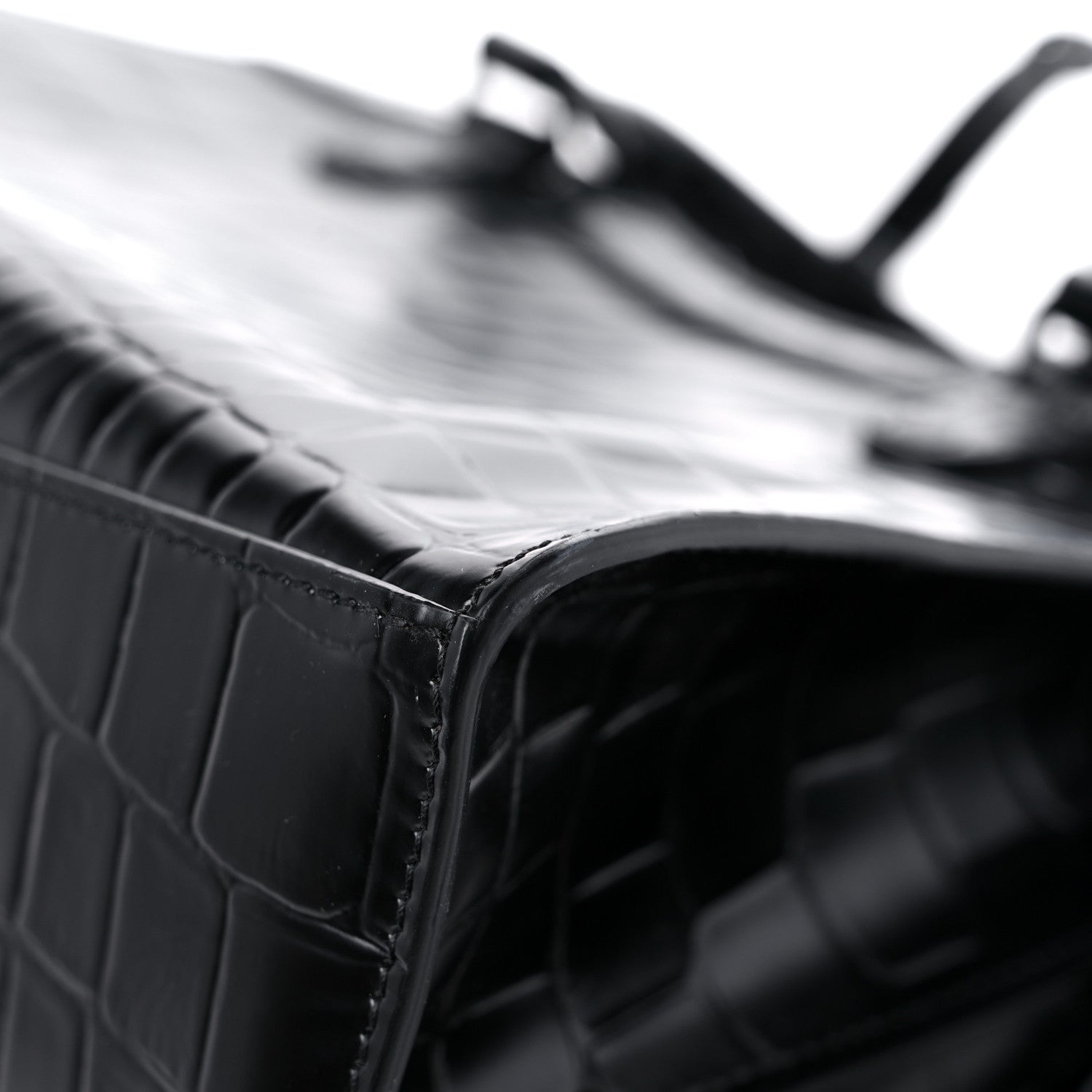 Balenciaga Semi Shiny Calfskin Crocodile Embossed Neo Classic Black Hardware S City Black 10 of 12