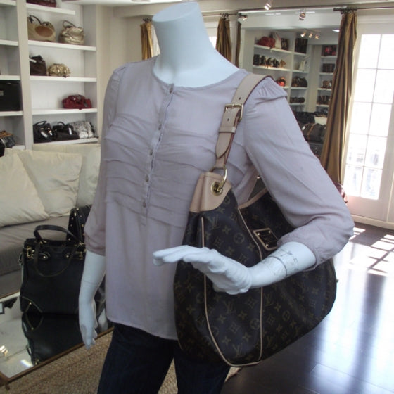 Louis Vuitton Monogram Galliera GM 2 of 9