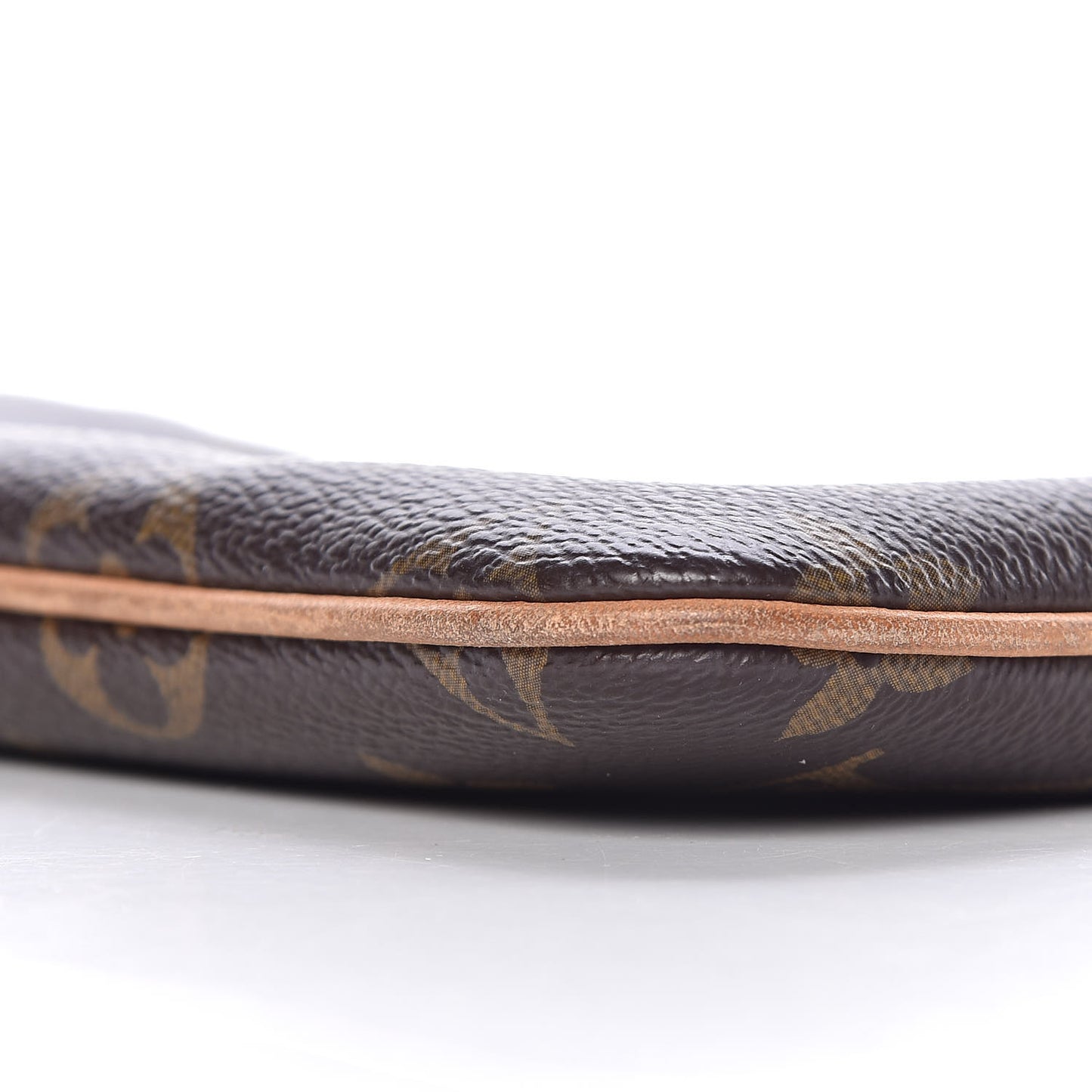 Monogram Pochette Milla MM