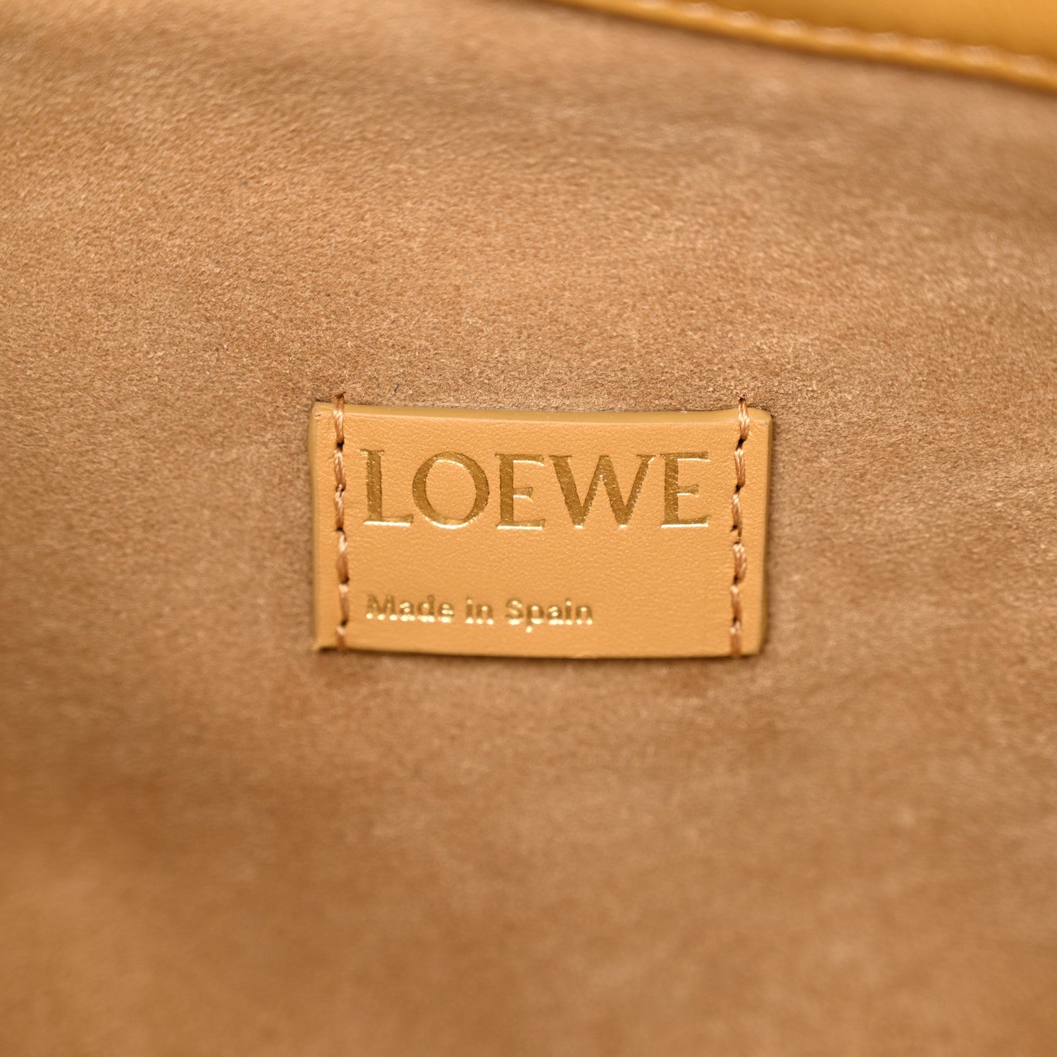 Loewe Mellow Nappa Donut Medium Chain Flamenco Knot Clutch Sahara 6 of 10