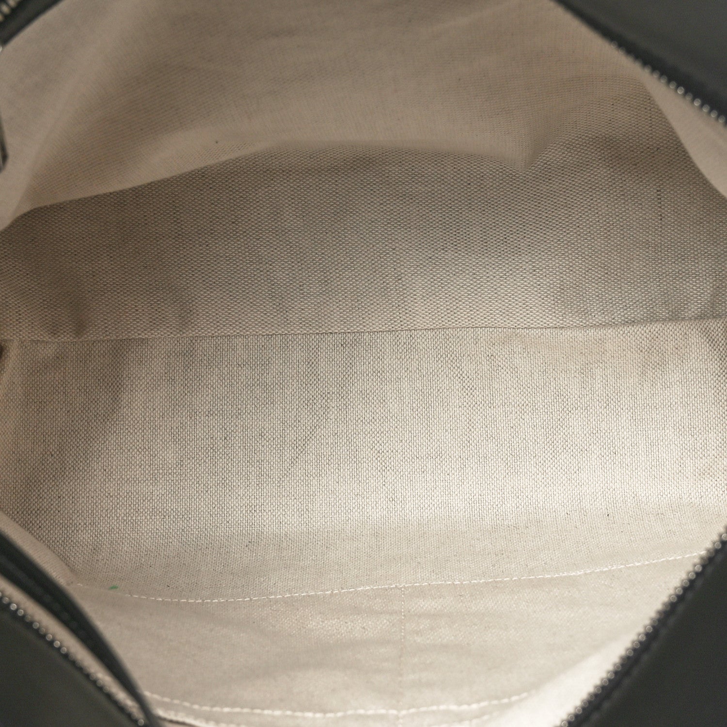 Bottega Veneta Calfskin Intrecciato Zipped Tote Black 5 of 9