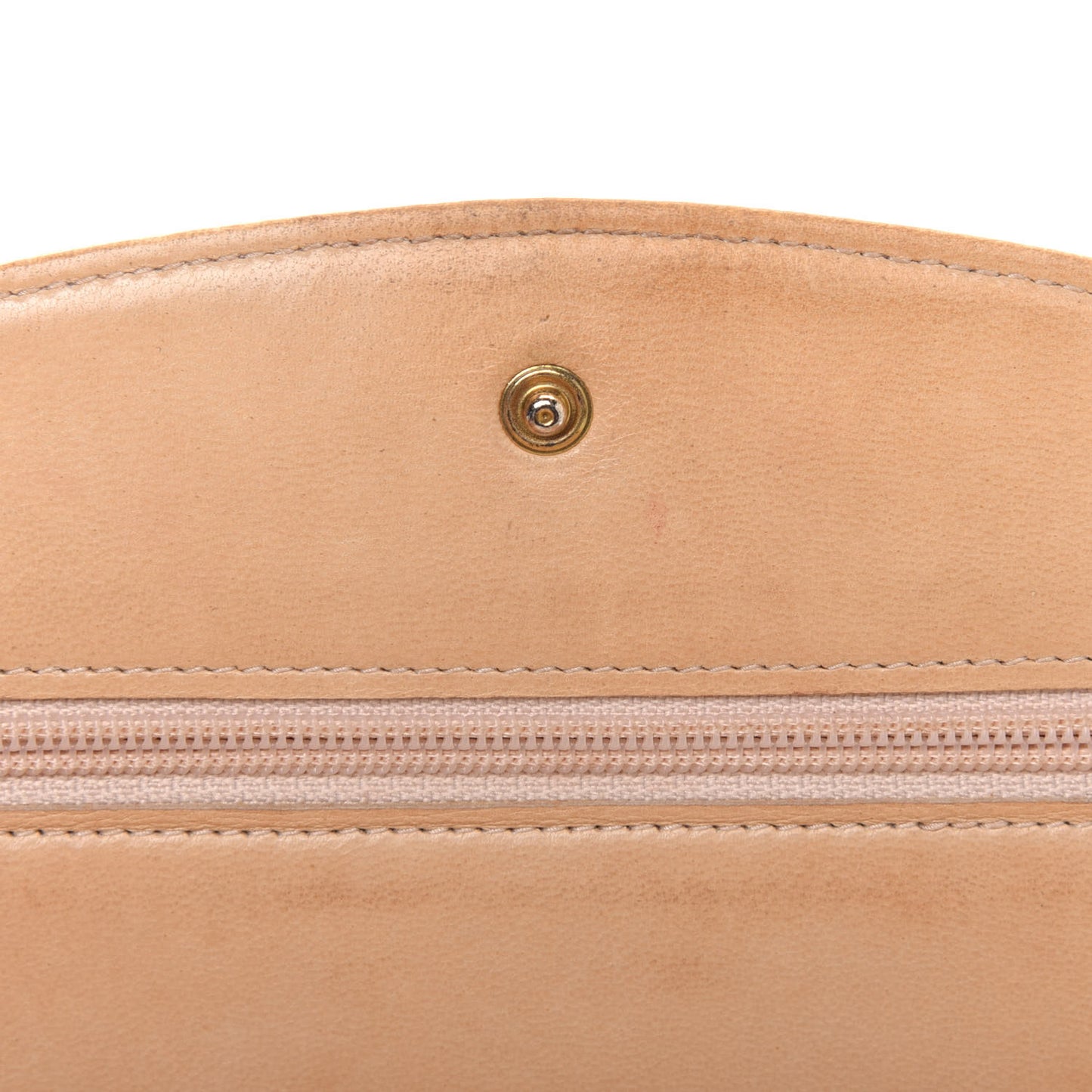 Caviar Timeless CC Wallet on Chain WOC Beige