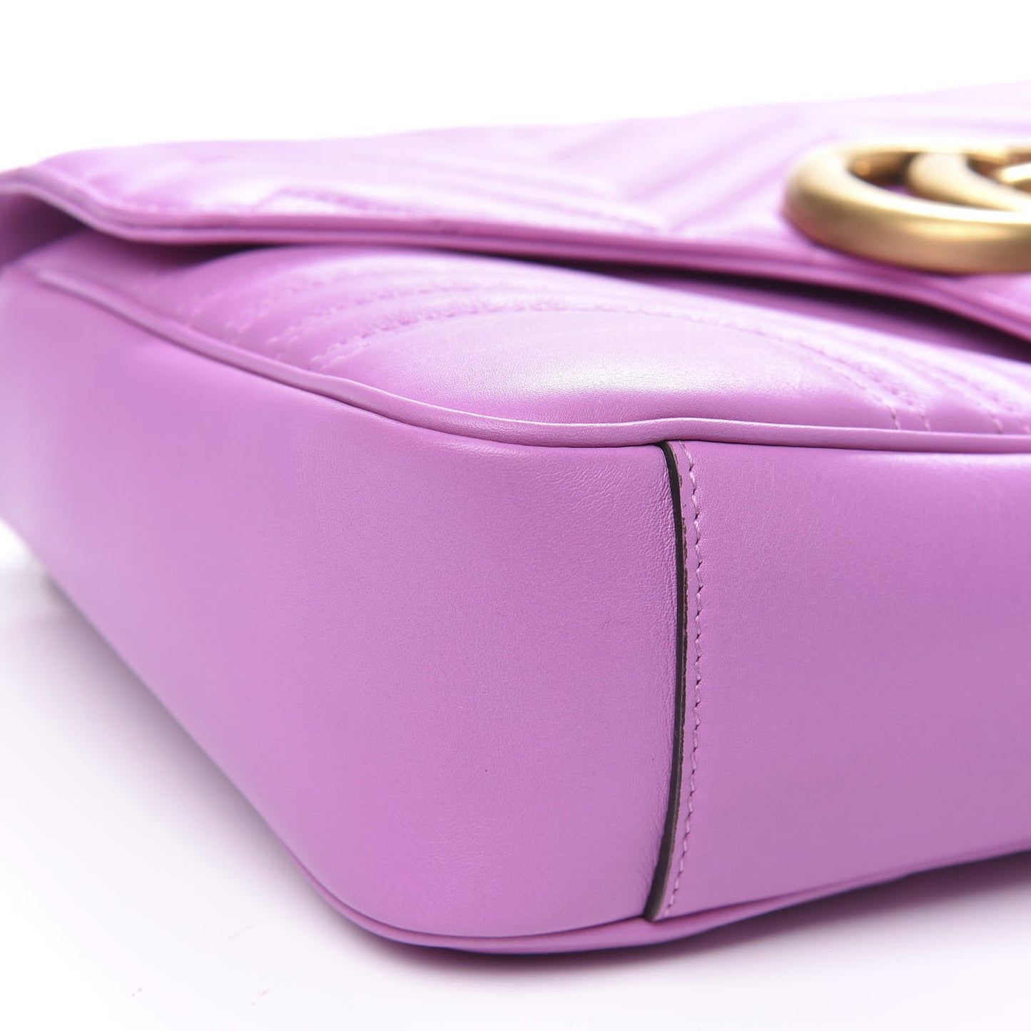 Calfskin Matelasse Medium GG Marmont Shoulder Bag Candy Mousse