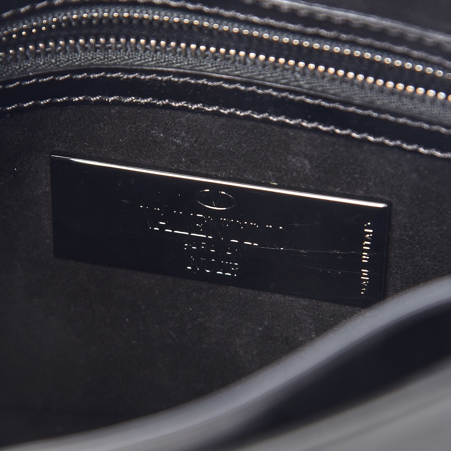 Valentino Garavani Craquele Calfskin Guitar Strap Rockstud Rolling Shoulder Flap Messenger Bag Black 6 of 25