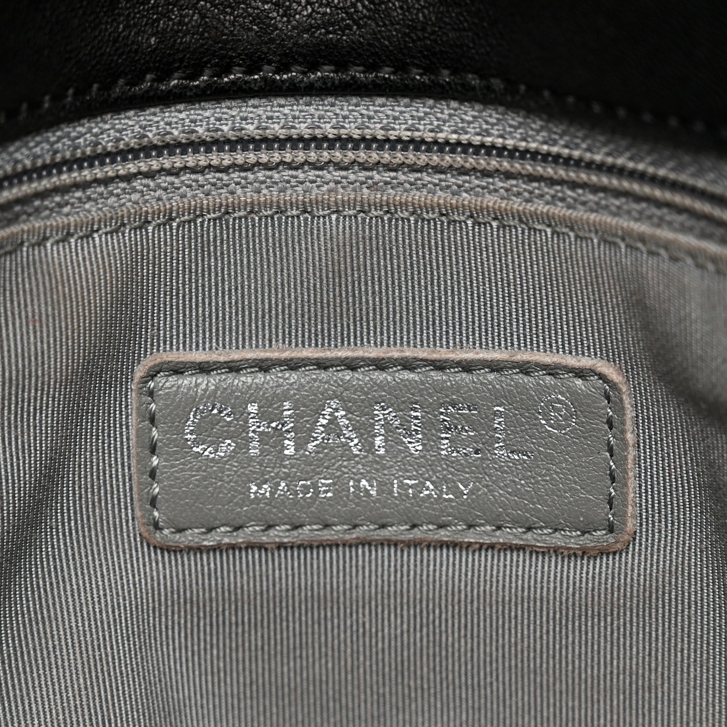 Washed Lambskin Quilted Maxi Chain Around Flap Black