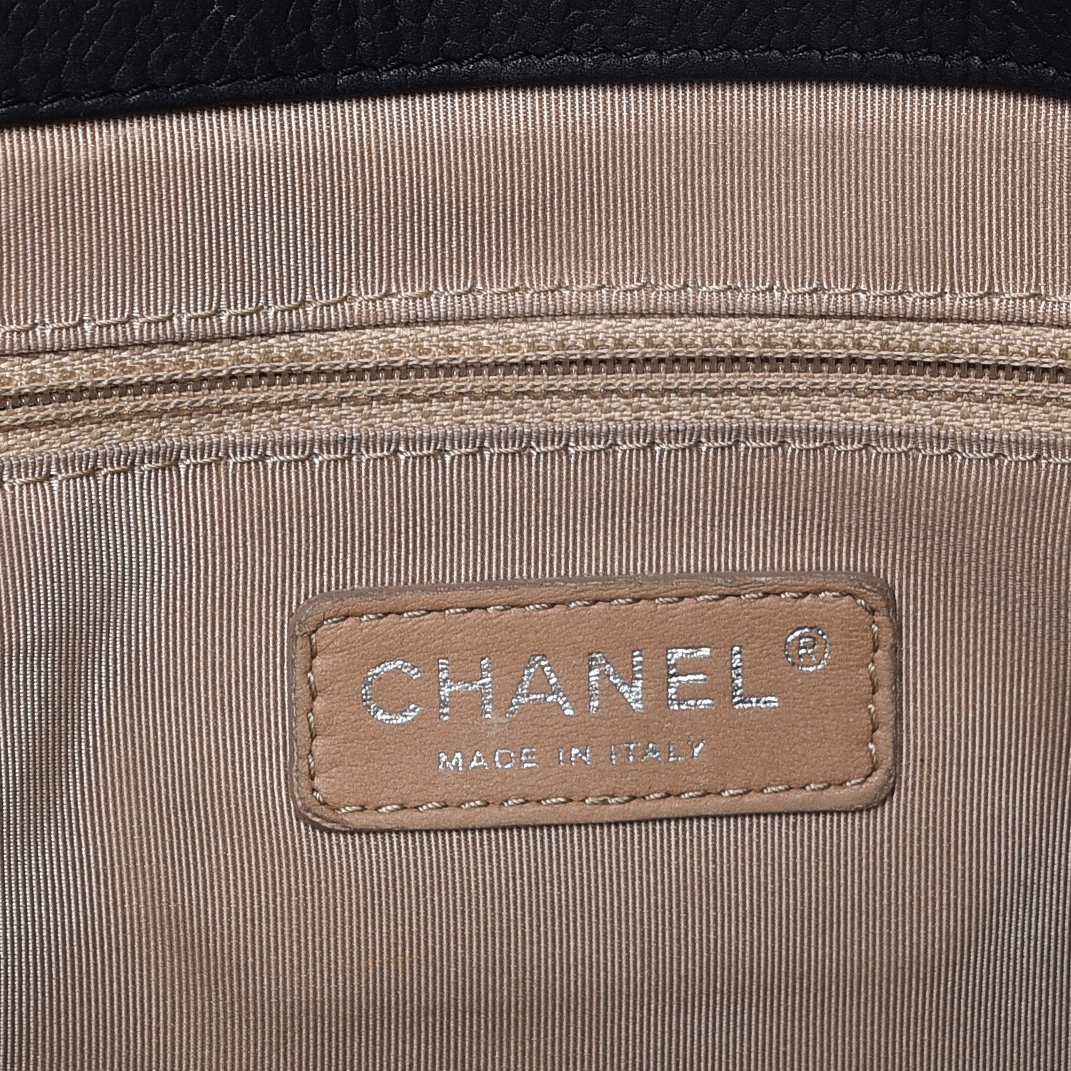 Chanel Caviar Quilted Expandable Zip Shoulder Bag Black 7 of 8