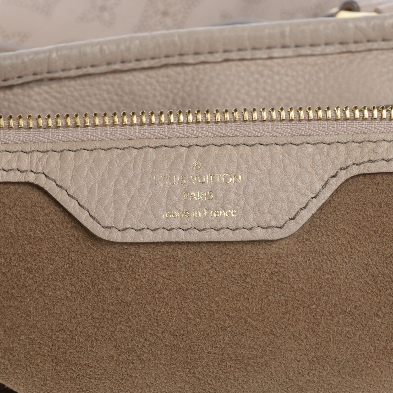 Louis Vuitton Mahina Stellar PM Sable 6 of 7