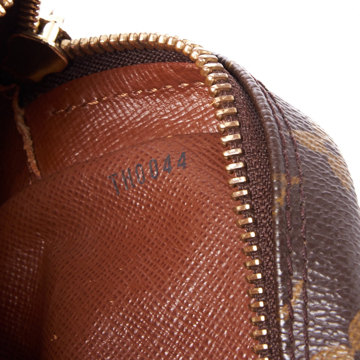 Monogram Amazone