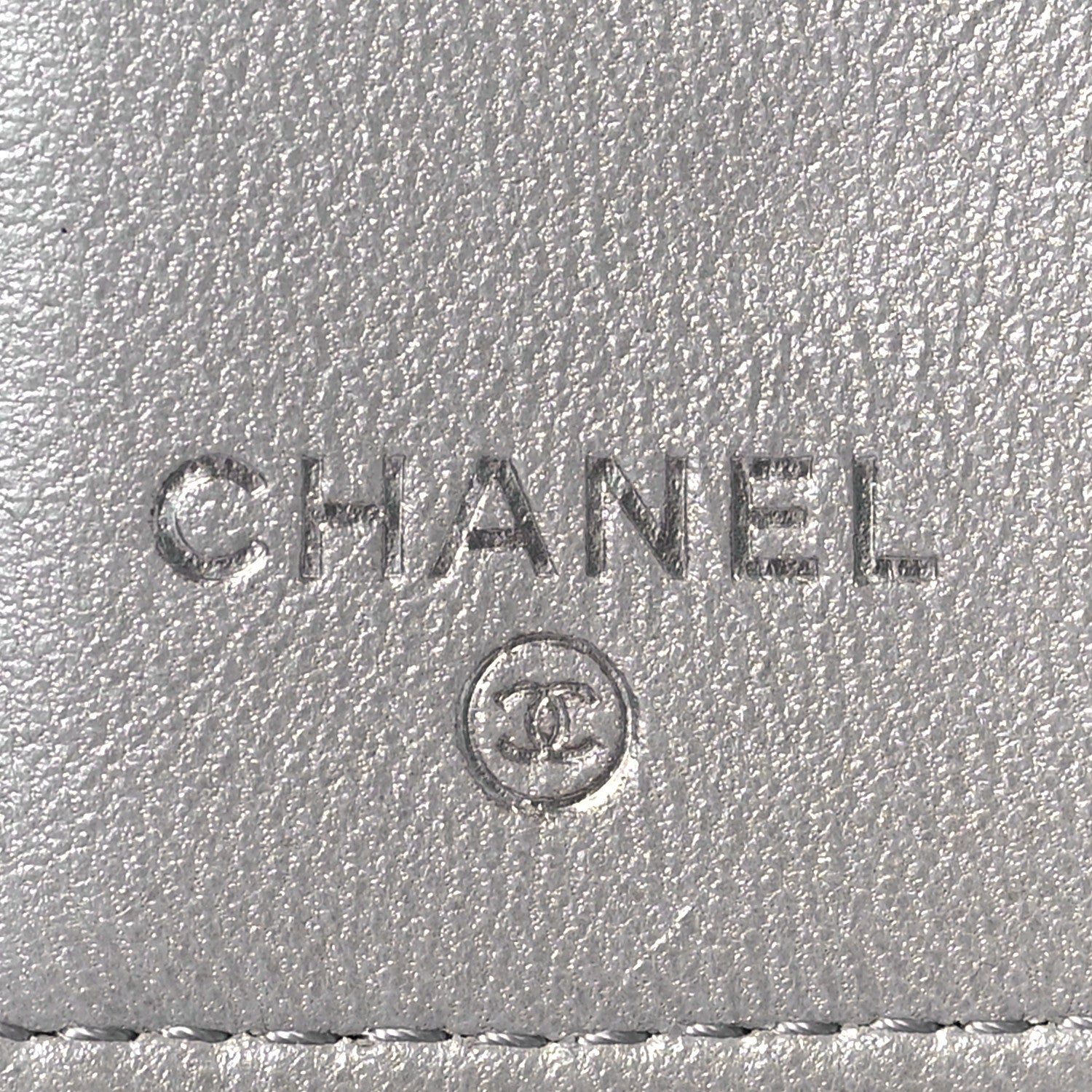 Chanel Metallic Caviar Quilted Classic 4 Key Holder Wallet Silver 6 of 7