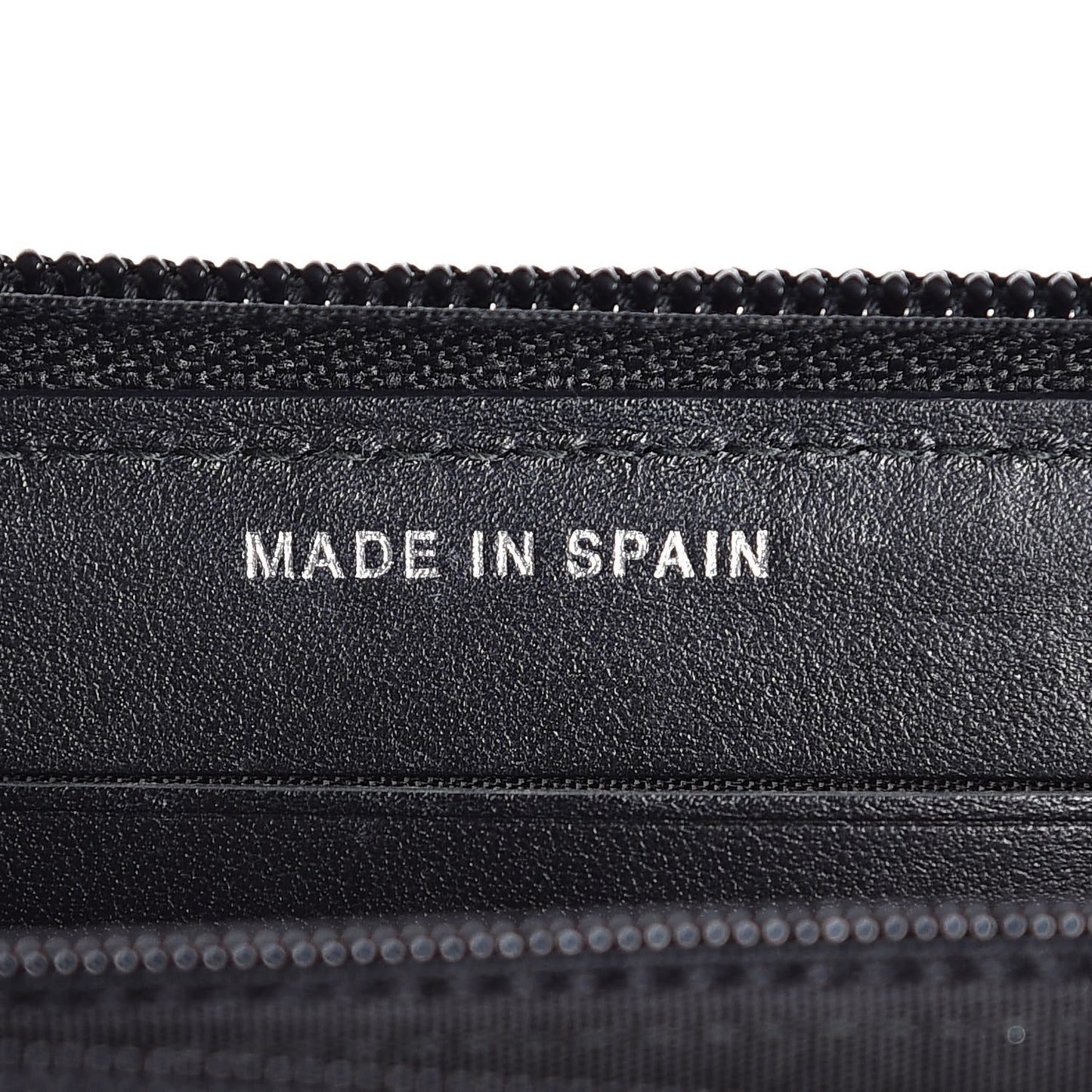 Caviar Quilted Small Boy Zip Around Wallet Black