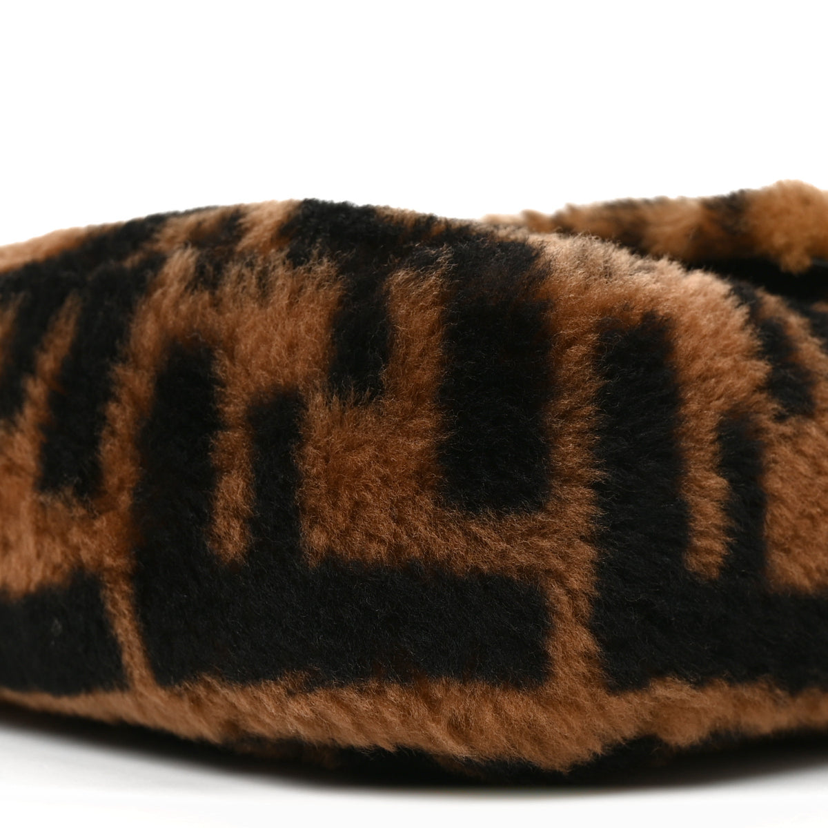 Shearling Vitello Dolce Macro FF 1974 Baguette Tobacco Black