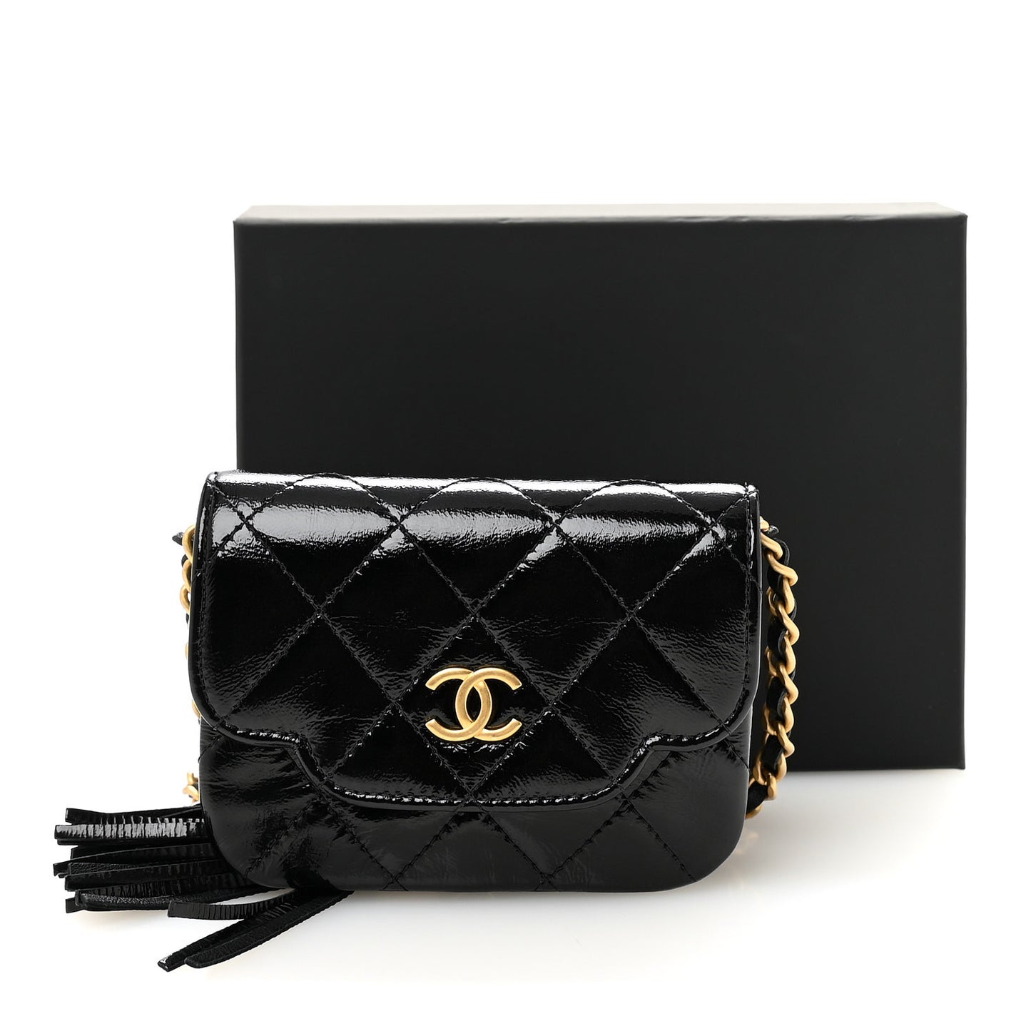 Crumpled Patent Lambskin Quilted Tassel Clutch With Chain Black