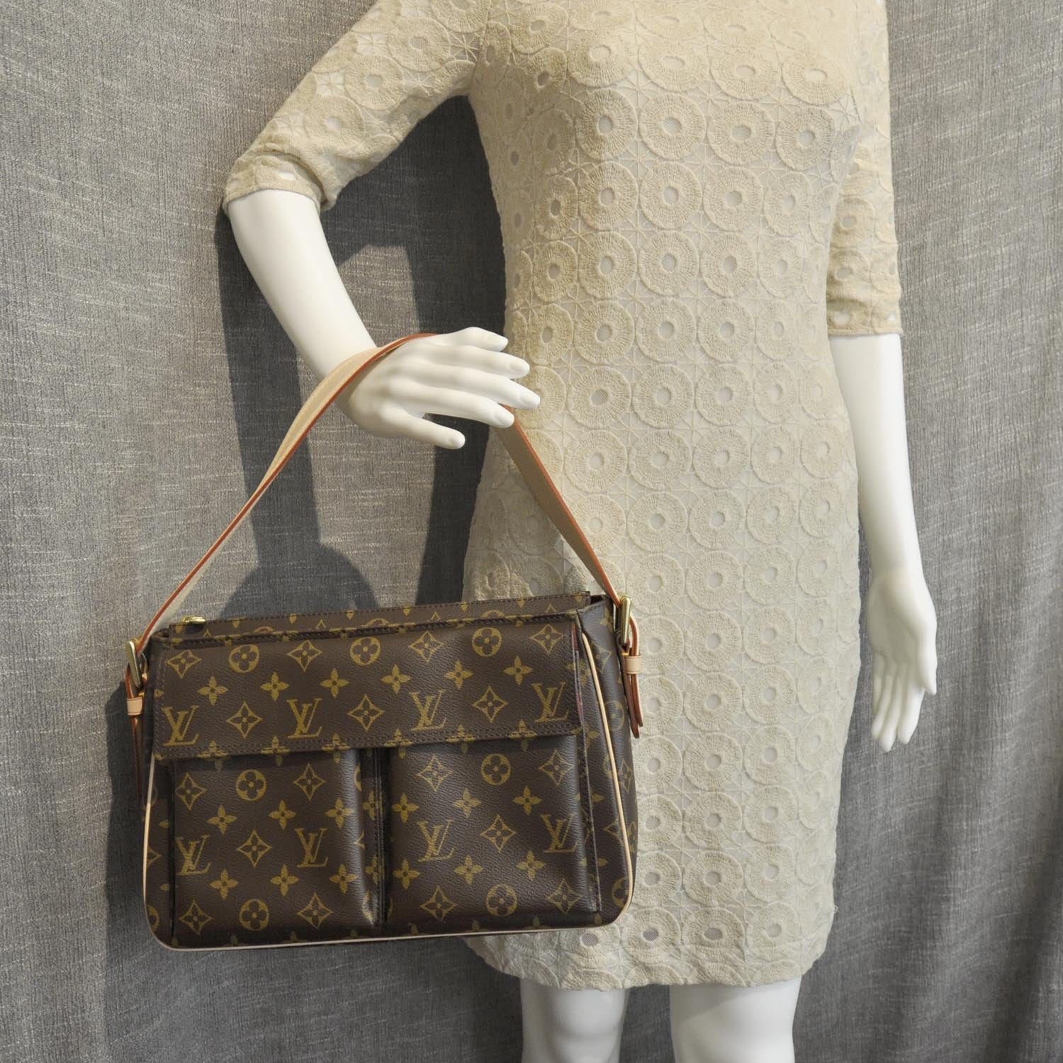 Louis Vuitton Monogram Viva-Cite GM 3 of 8