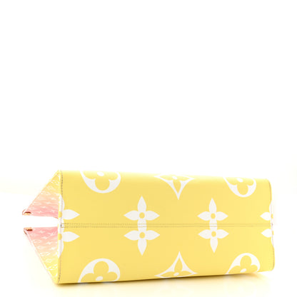 Louis Vuitton Monogram Giant By The Pool Onthego GM Light Pink 4 of 9