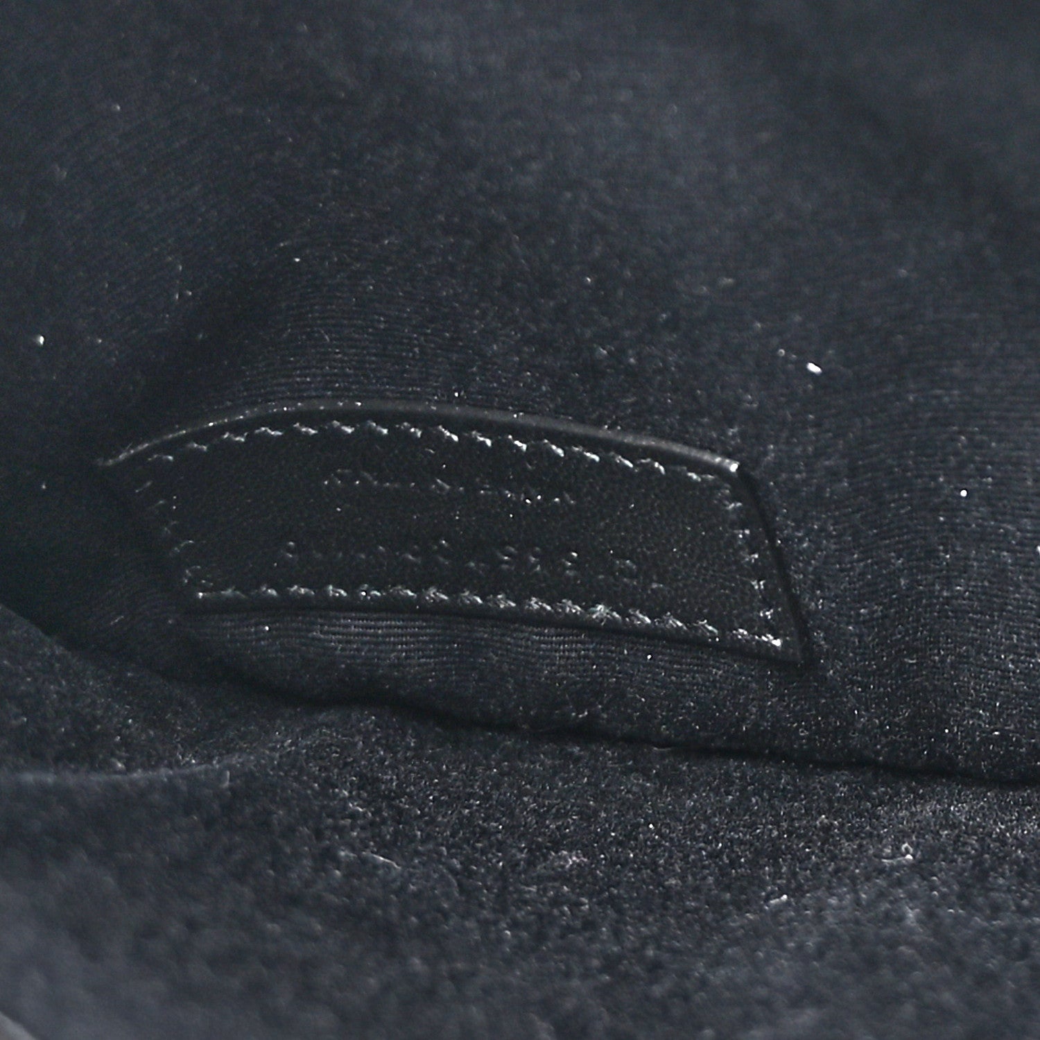 Saint Laurent Grain De Poudre Uptown Pouch Black 8 of 8