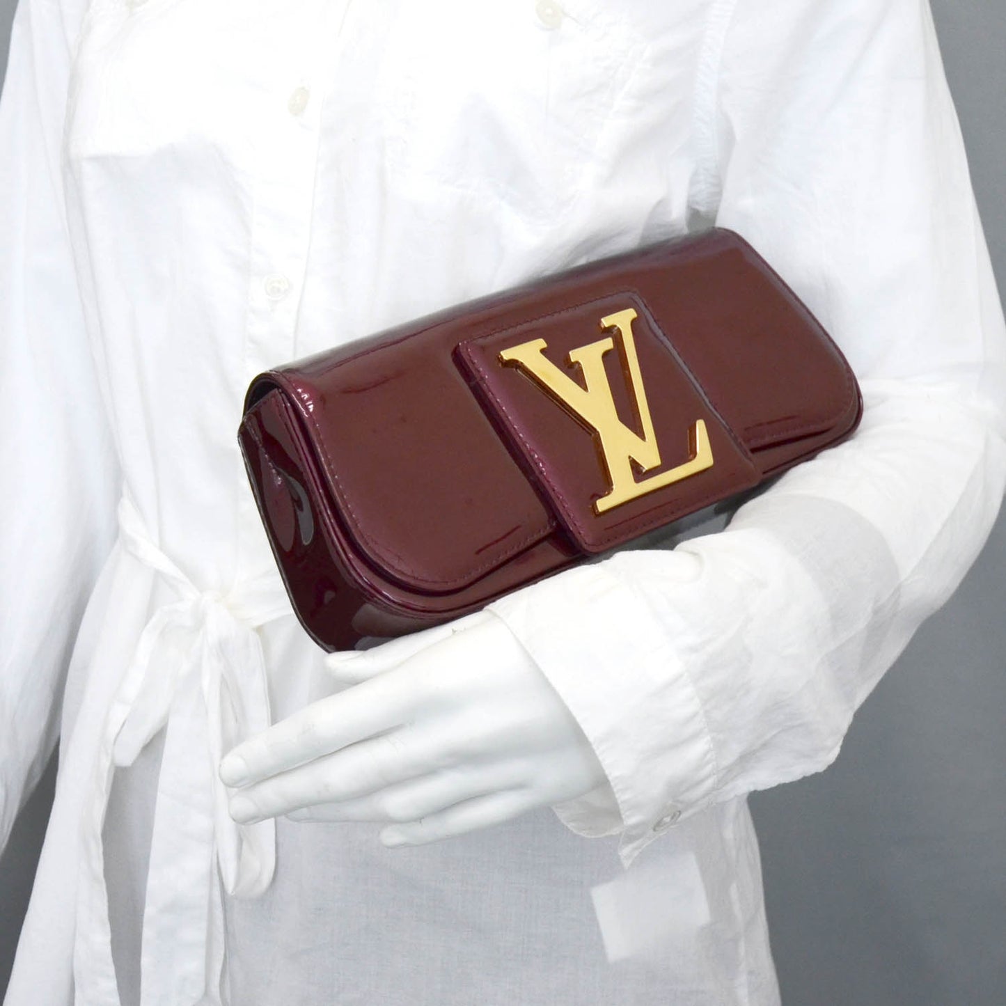 Patent Sobe Clutch Rouge Fauviste