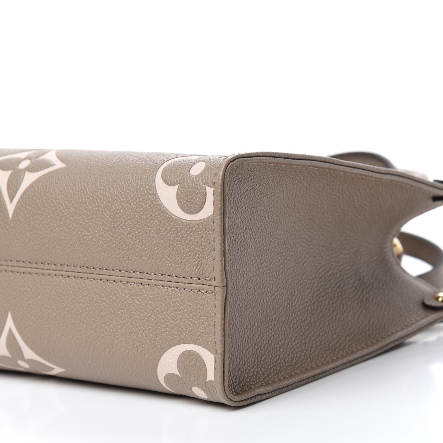Louis Vuitton Empreinte Monogram Giant Onthego PM Tourterelle Creme 7 of 10