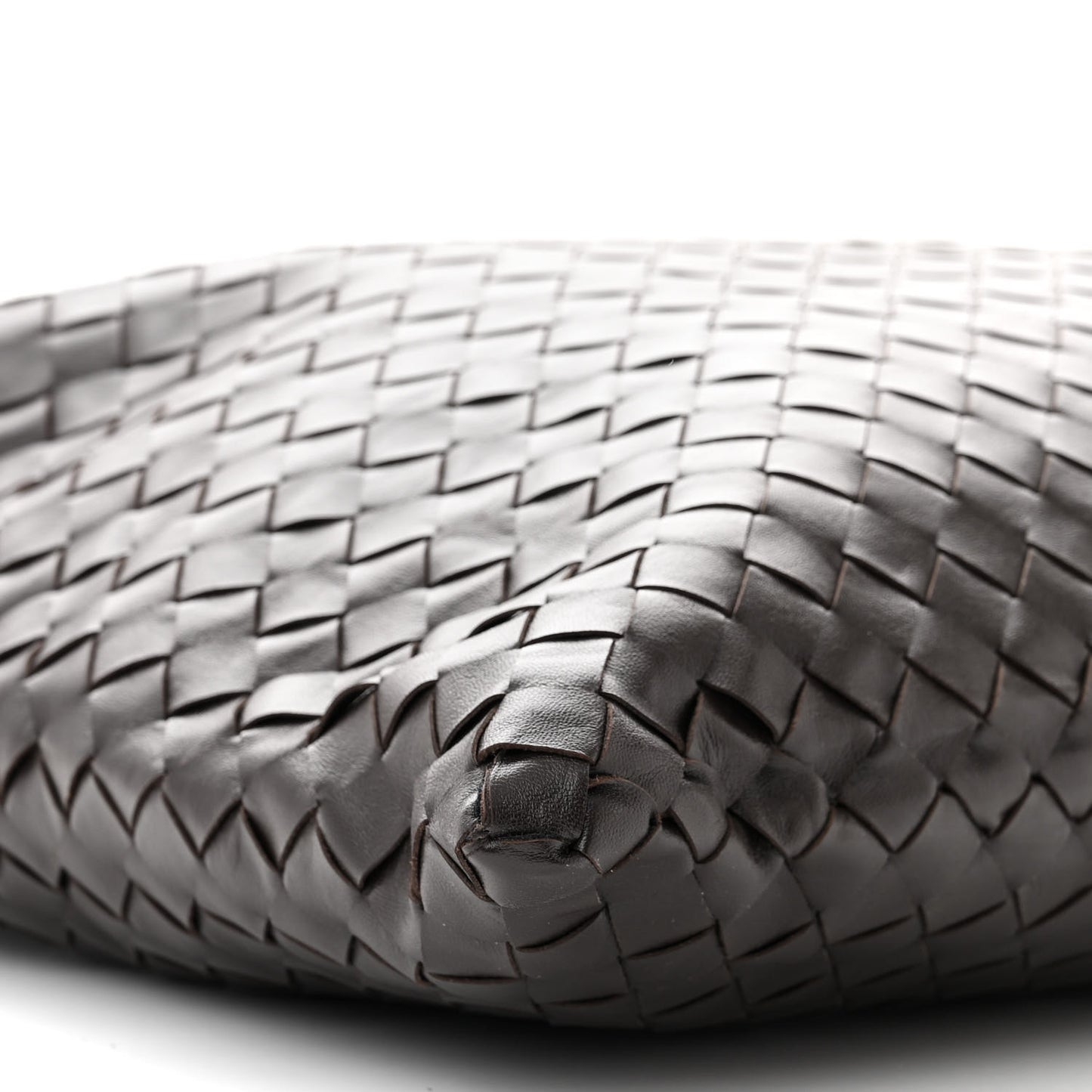 Calfskin Intrecciato Large Hop Ebano