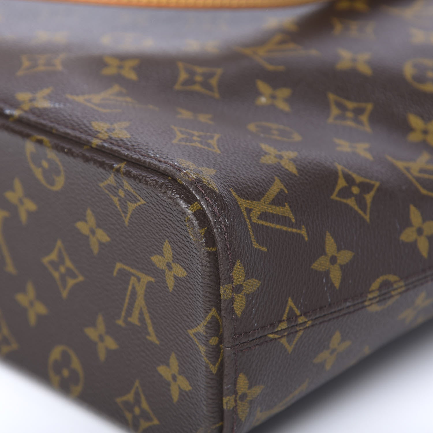 Louis Vuitton Monogram Luco 20 of 20
