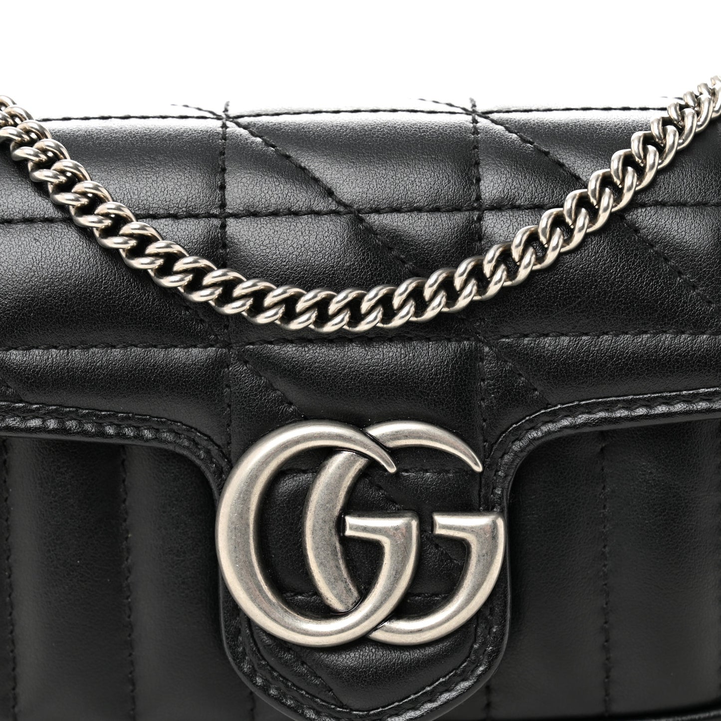 Calfskin Matelasse Aria Super Mini GG Marmont Shoulder Bag Black Black